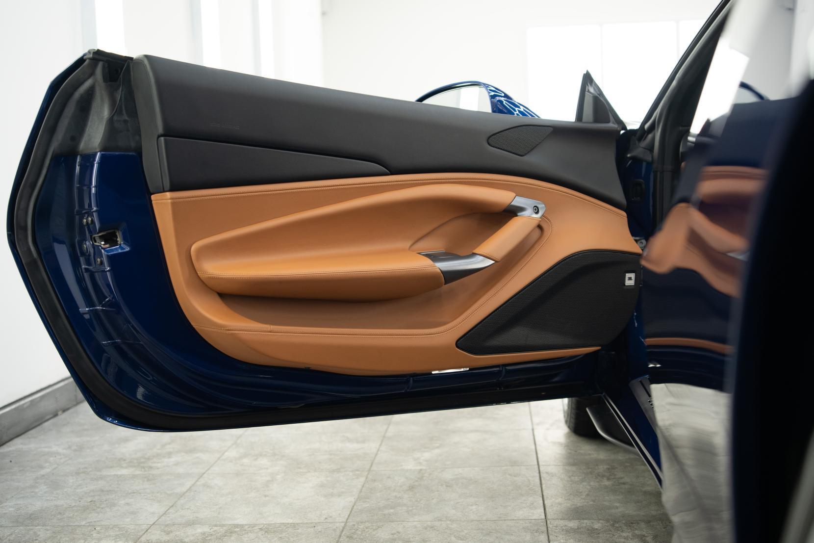 Ferrari F8 Spider view 26