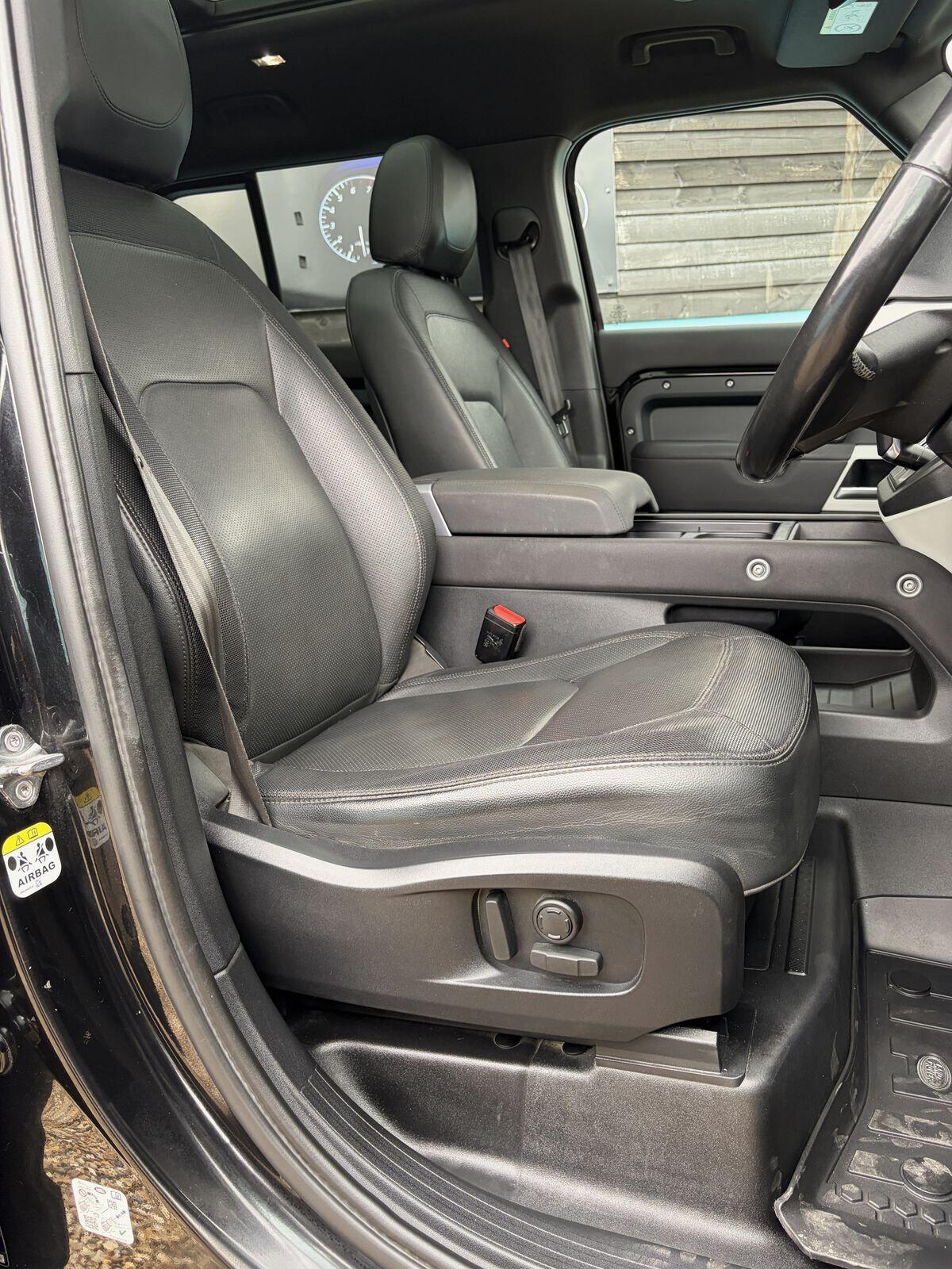 Land Rover Defender view 6