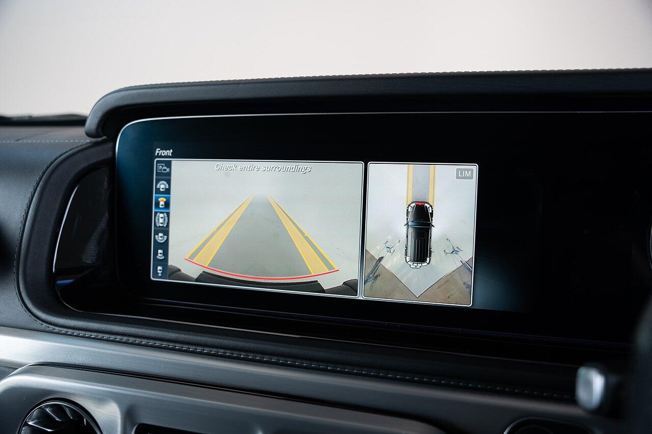 Mercedes-Benz G-Class view 47