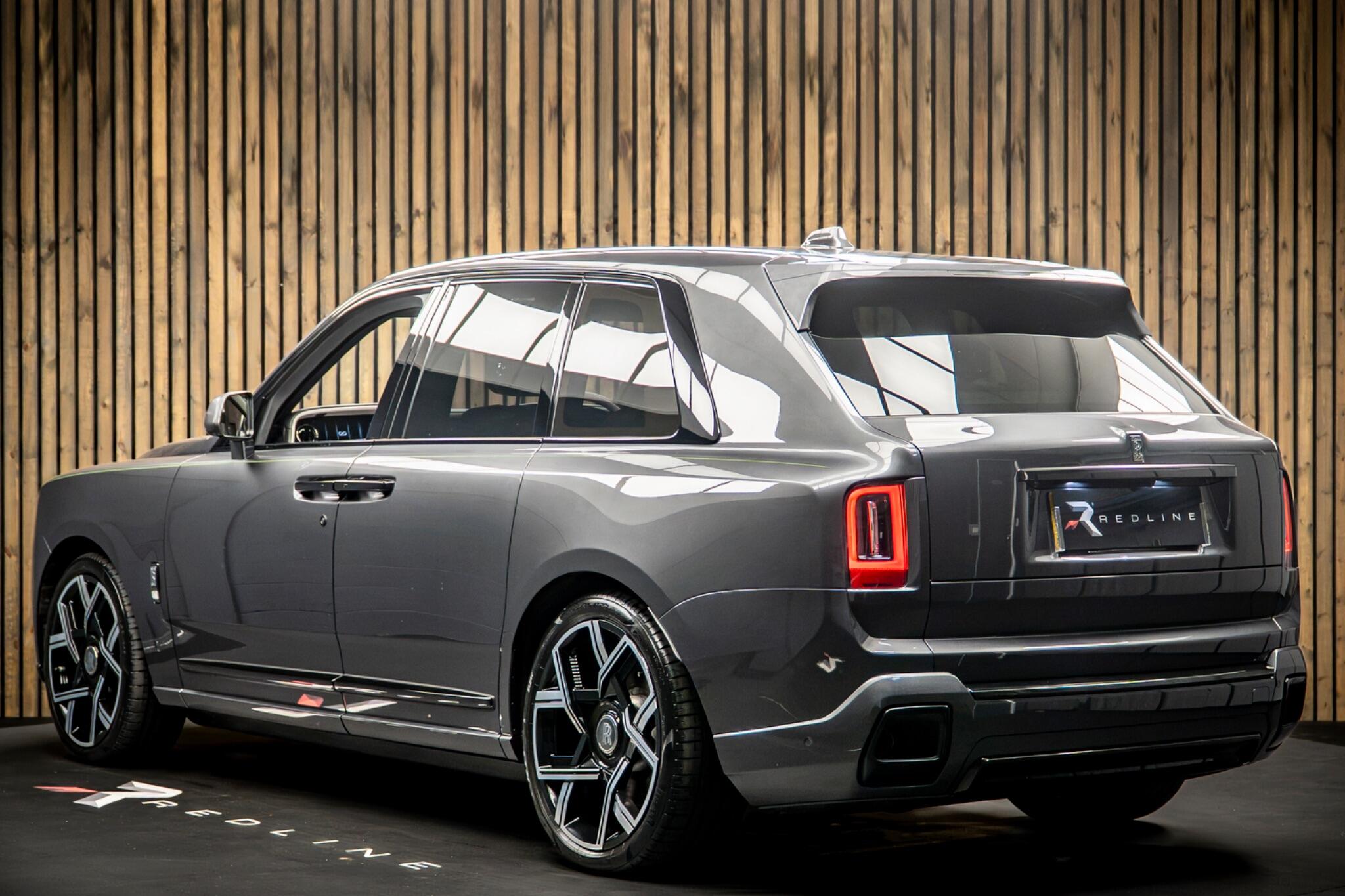Rolls-Royce Cullinan view 3