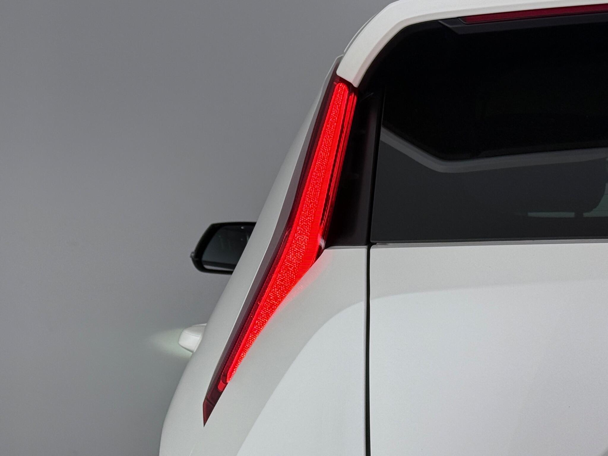 Kia Niro view 6
