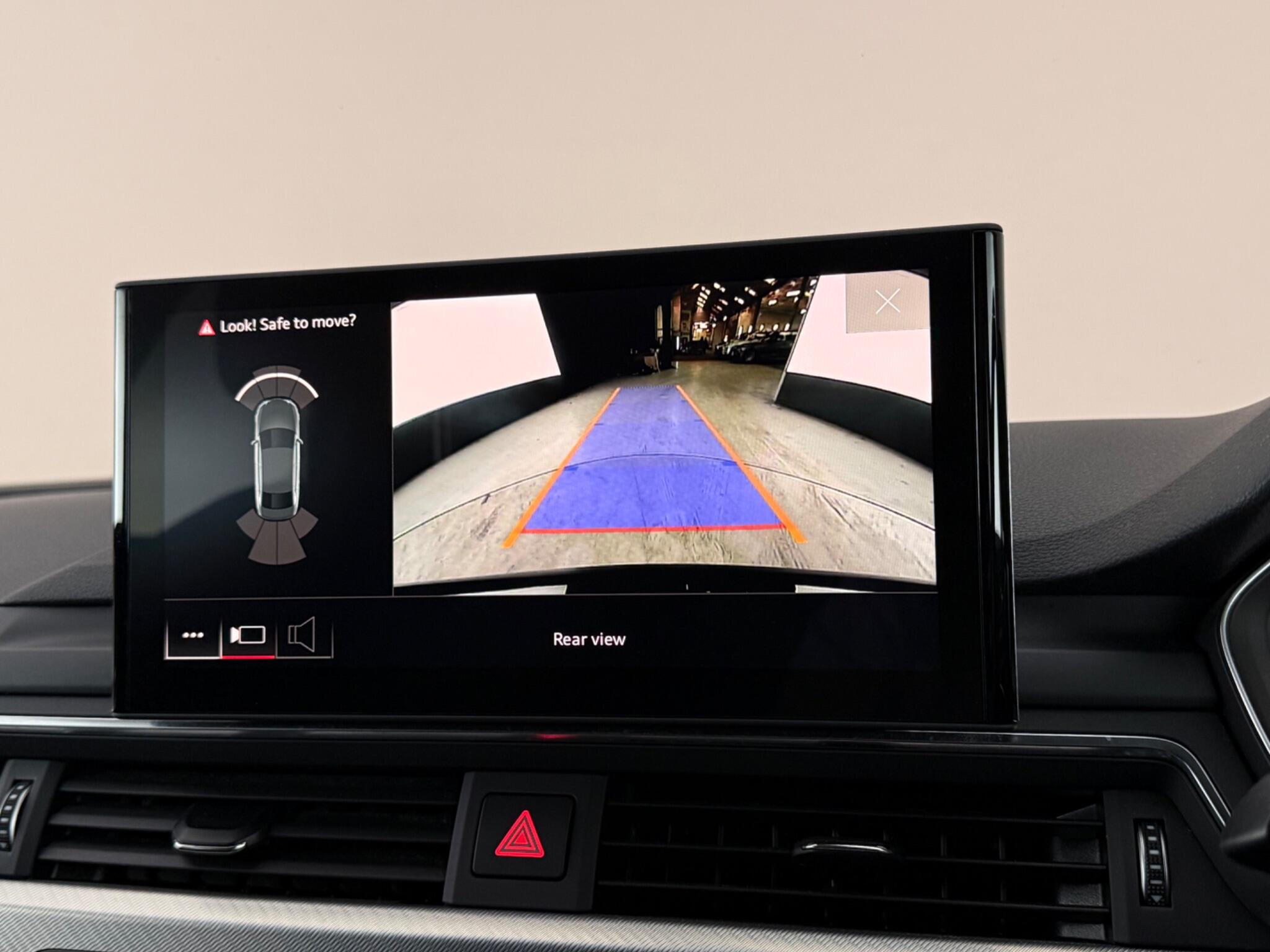 Audi A4 view 25