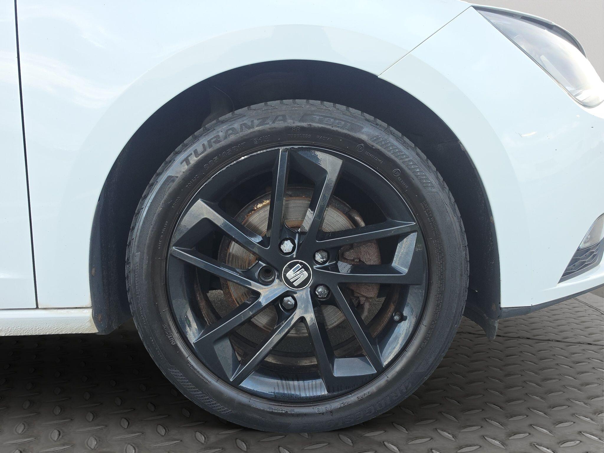 Seat Leon Leon view 16