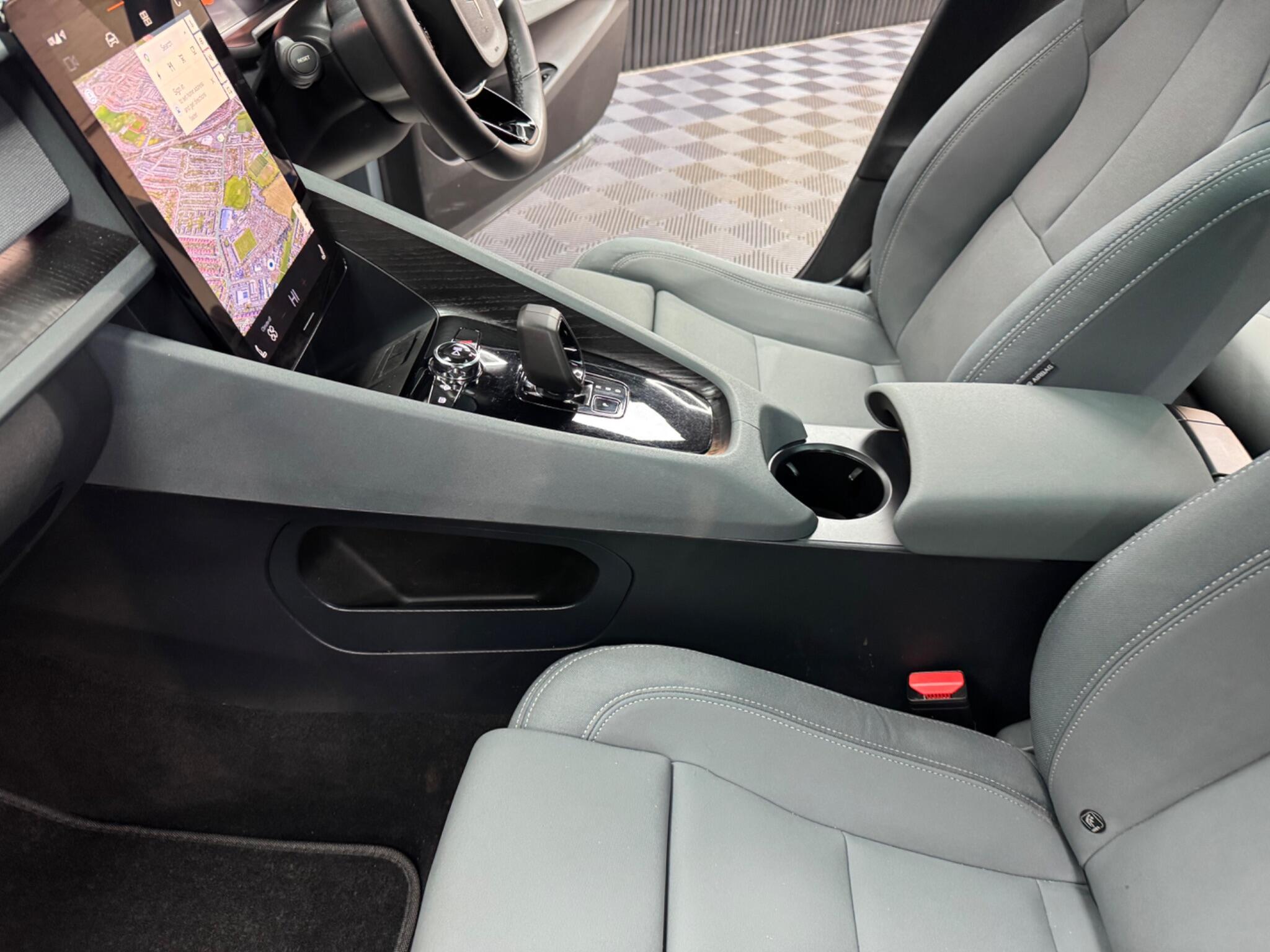 Polestar 2 view 39