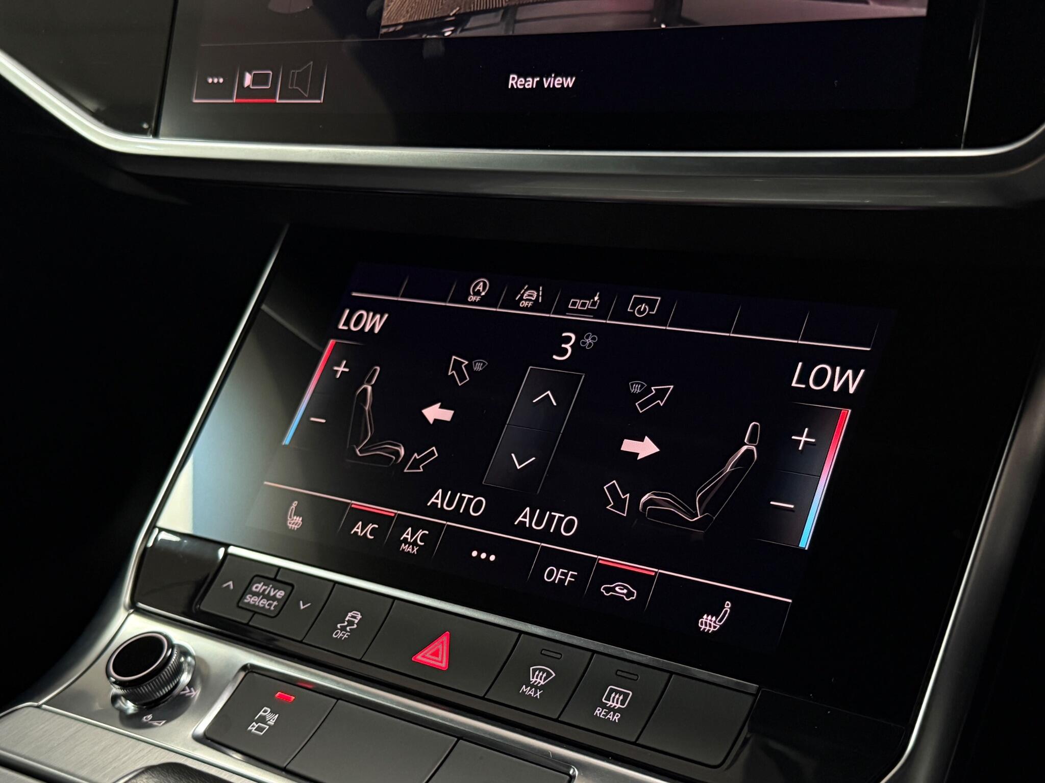 Audi A6 view 33