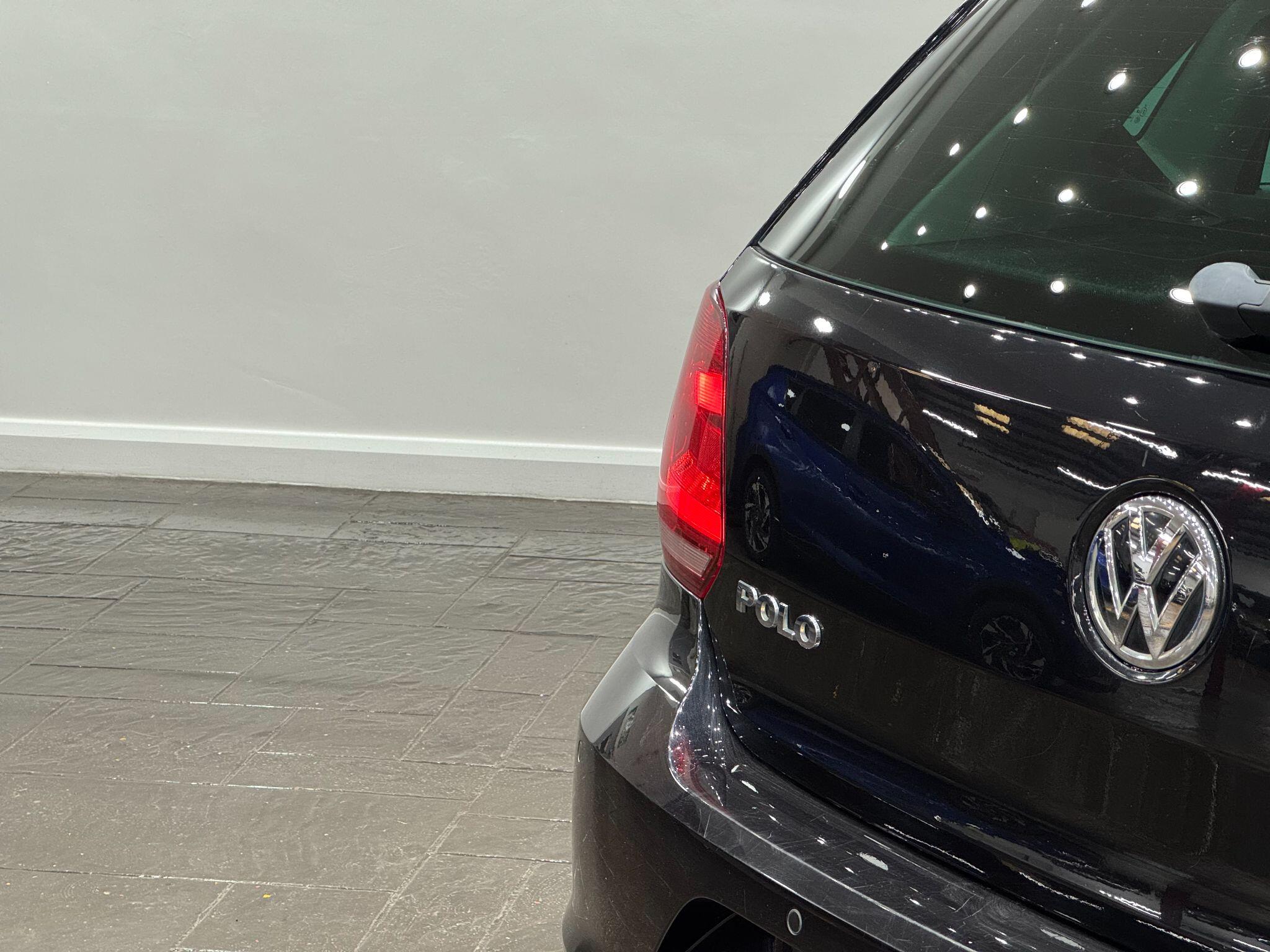 Volkswagen Polo view 23