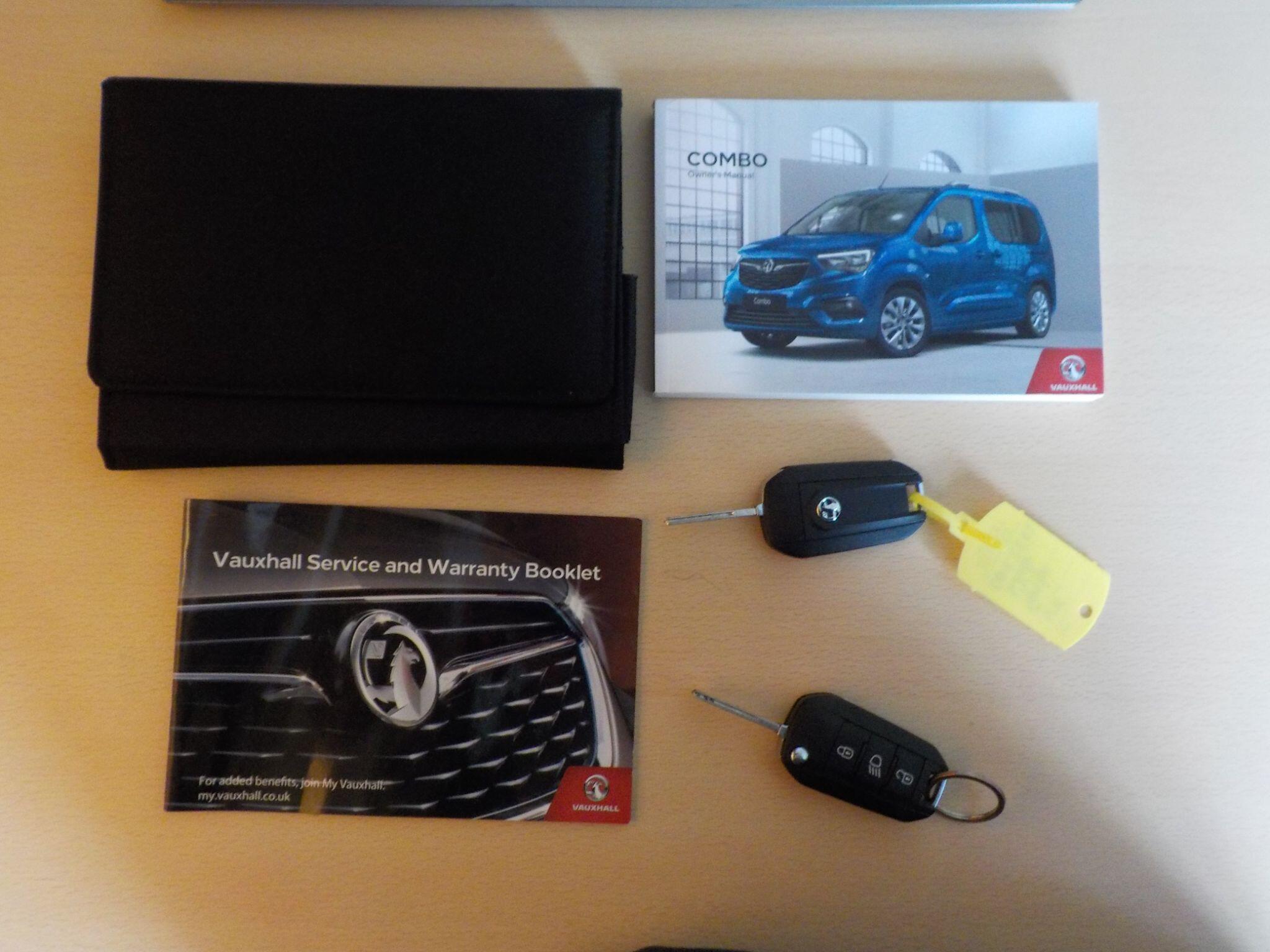 Vauxhall Combo Life 1.5 Turbo D BlueInjection Energy Euro 6 (s/s) 5dr