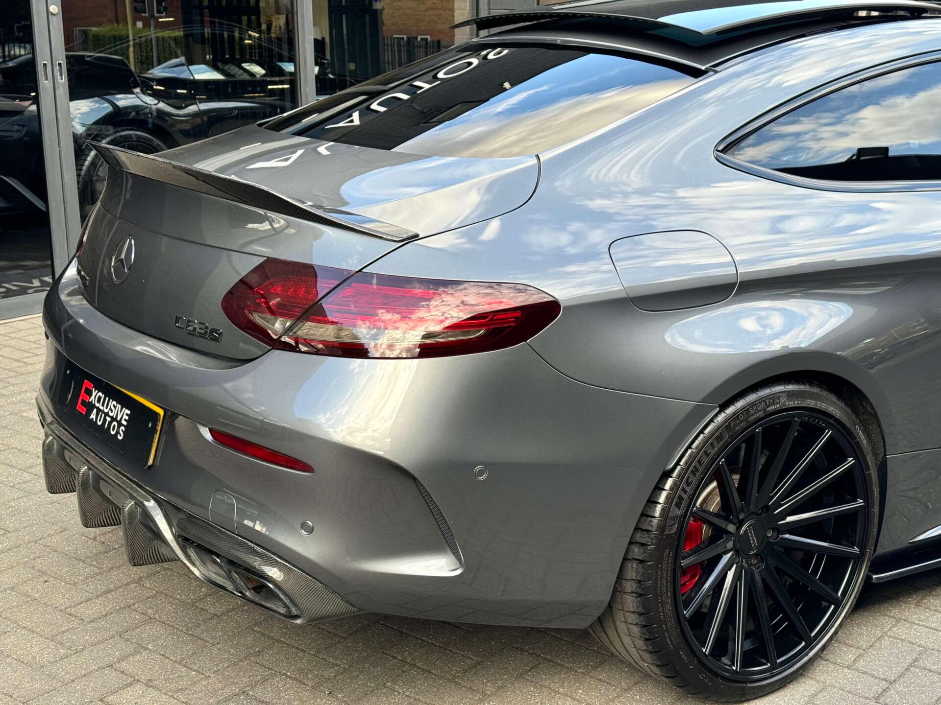Mercedes-Benz C Class view 8