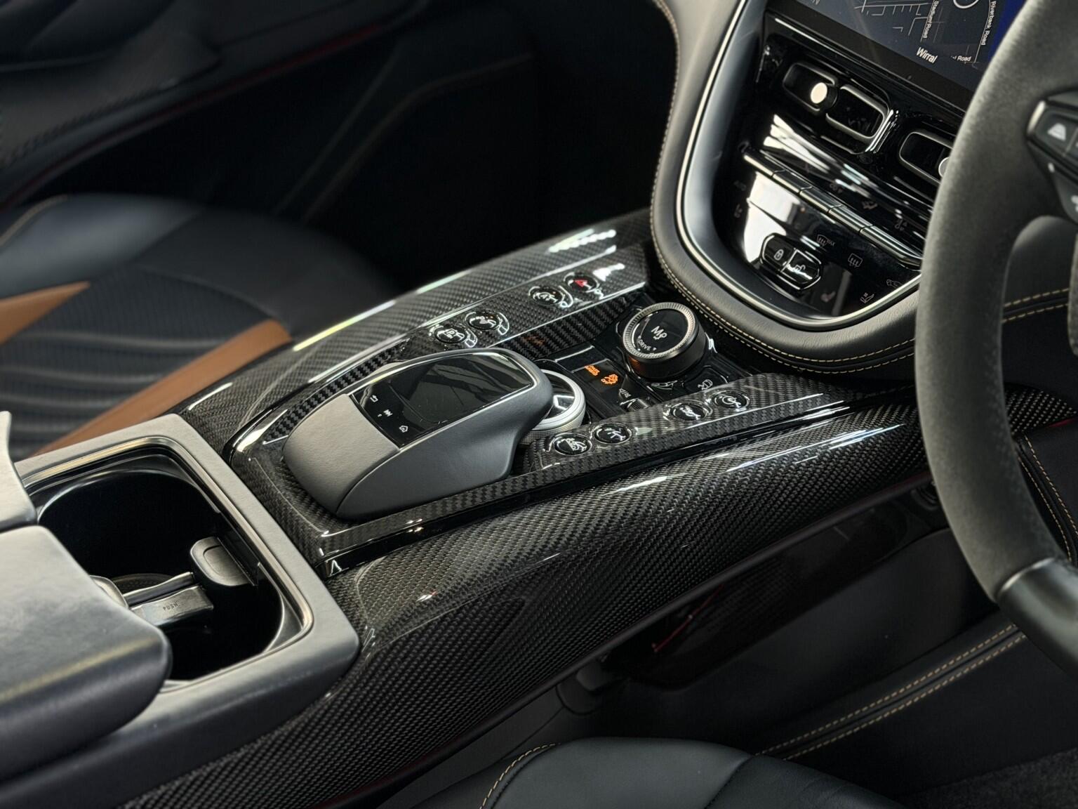 Aston Martin DBX view 52