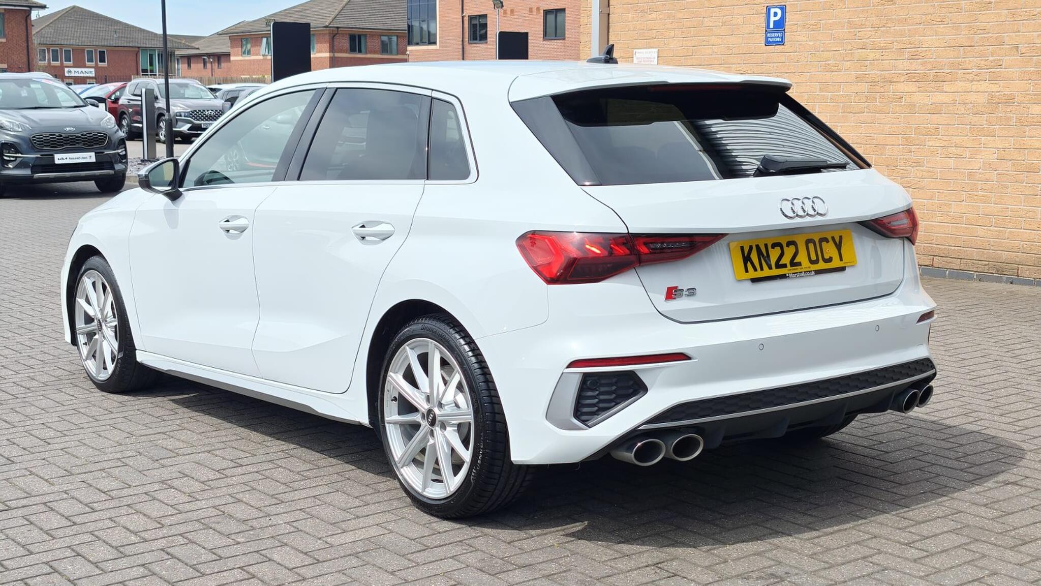 Audi Audi S3 view 9