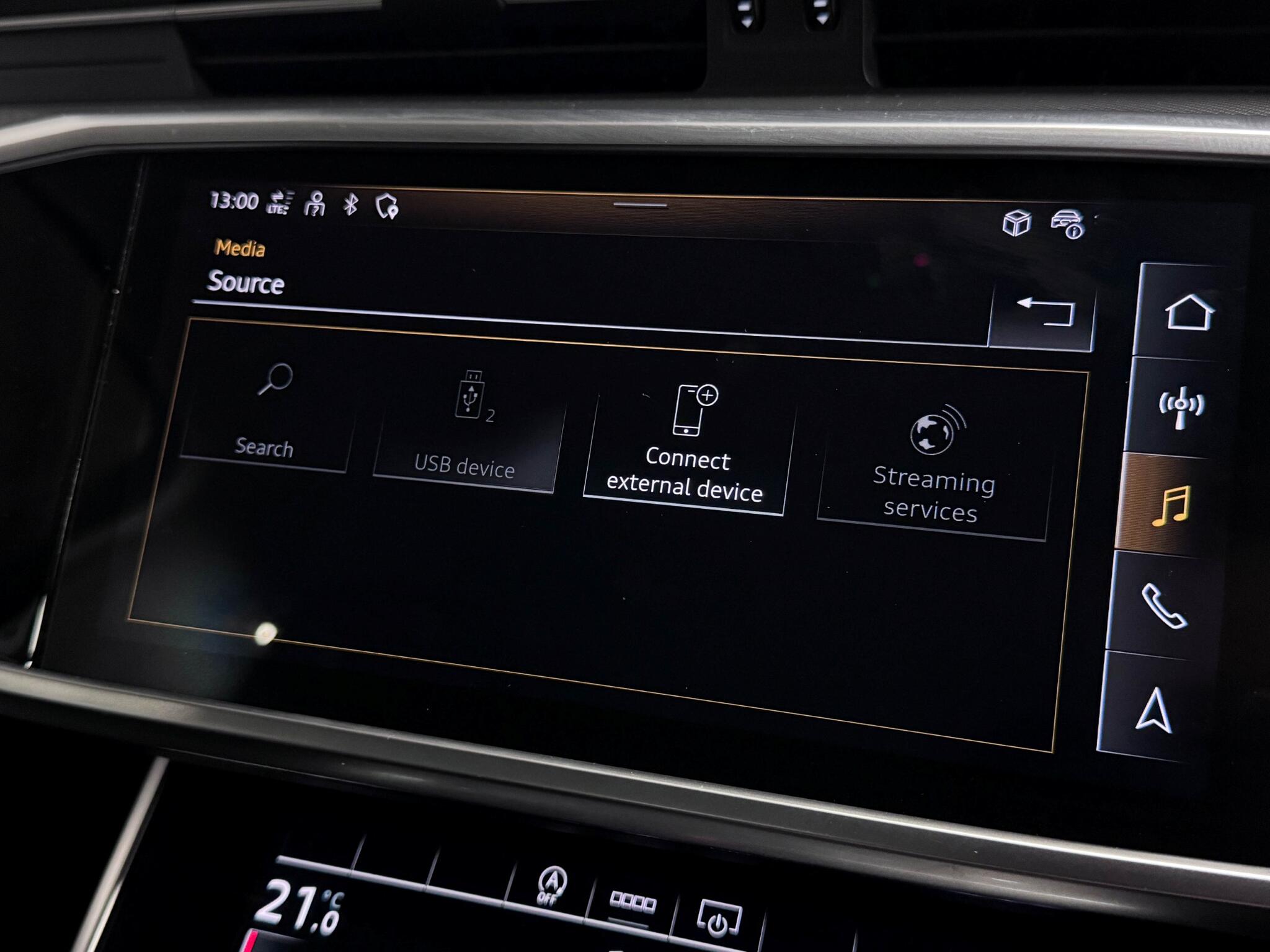 Audi A6 view 42