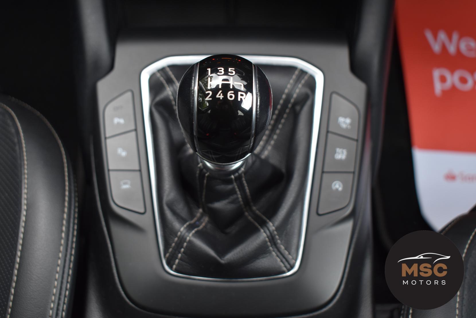 Ford Focus view 46