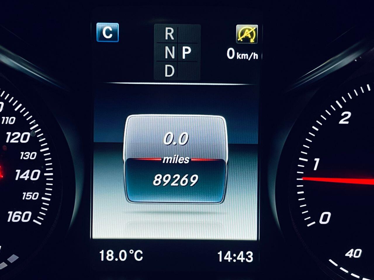 Mercedes-Benz GLC view 16