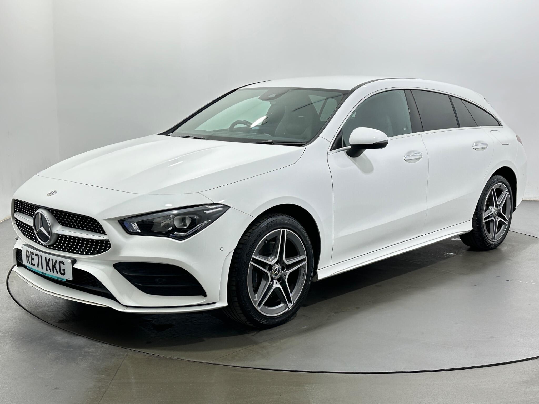 Mercedes-Benz Cla view 4