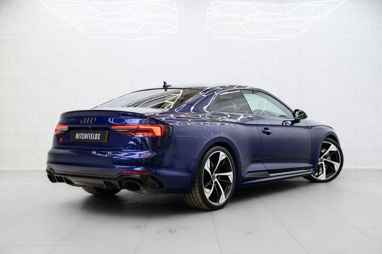Audi RS5 view 6