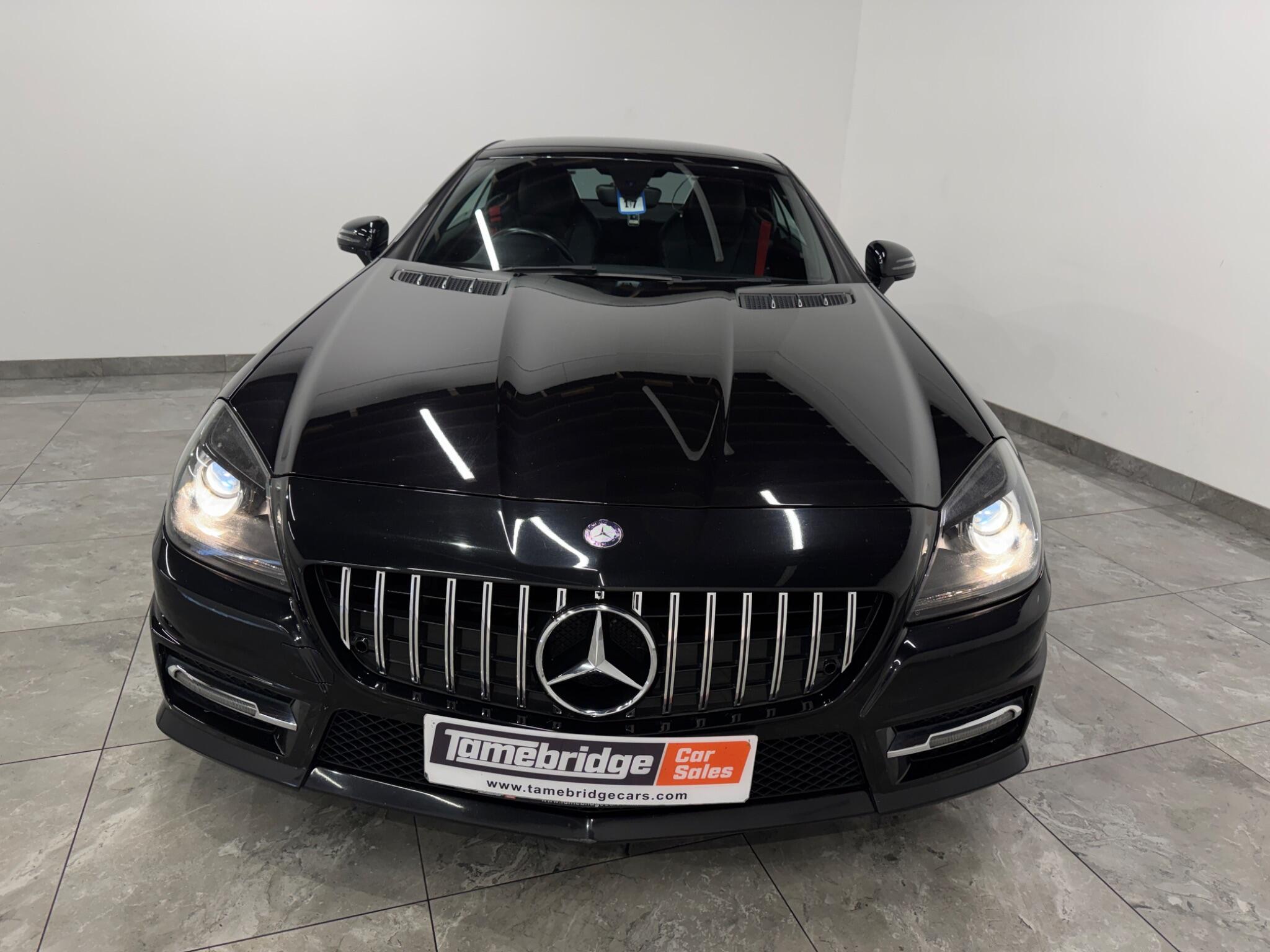 Mercedes-Benz SLK view 3