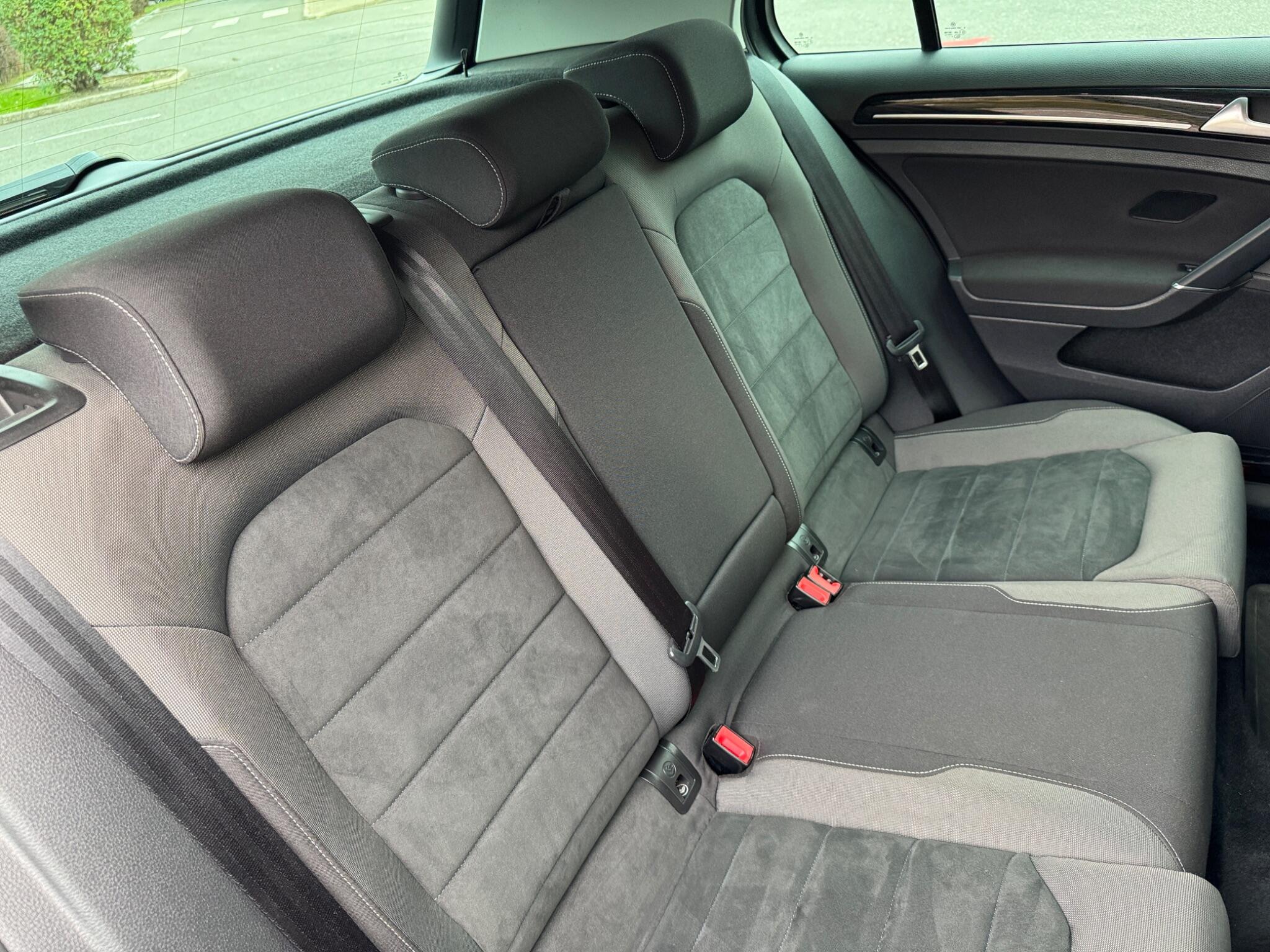 Volkswagen Golf view 27