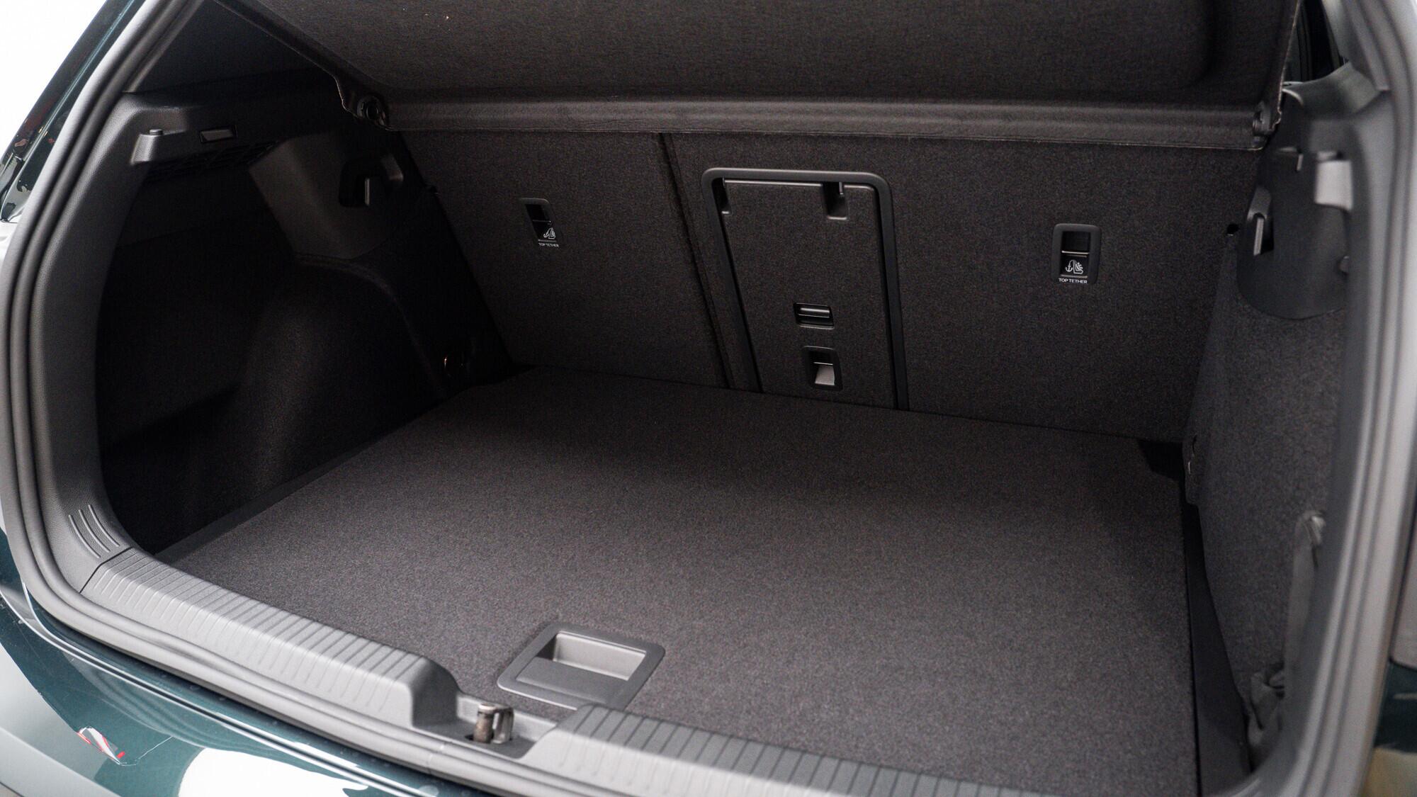 Volkswagen Golf view 59