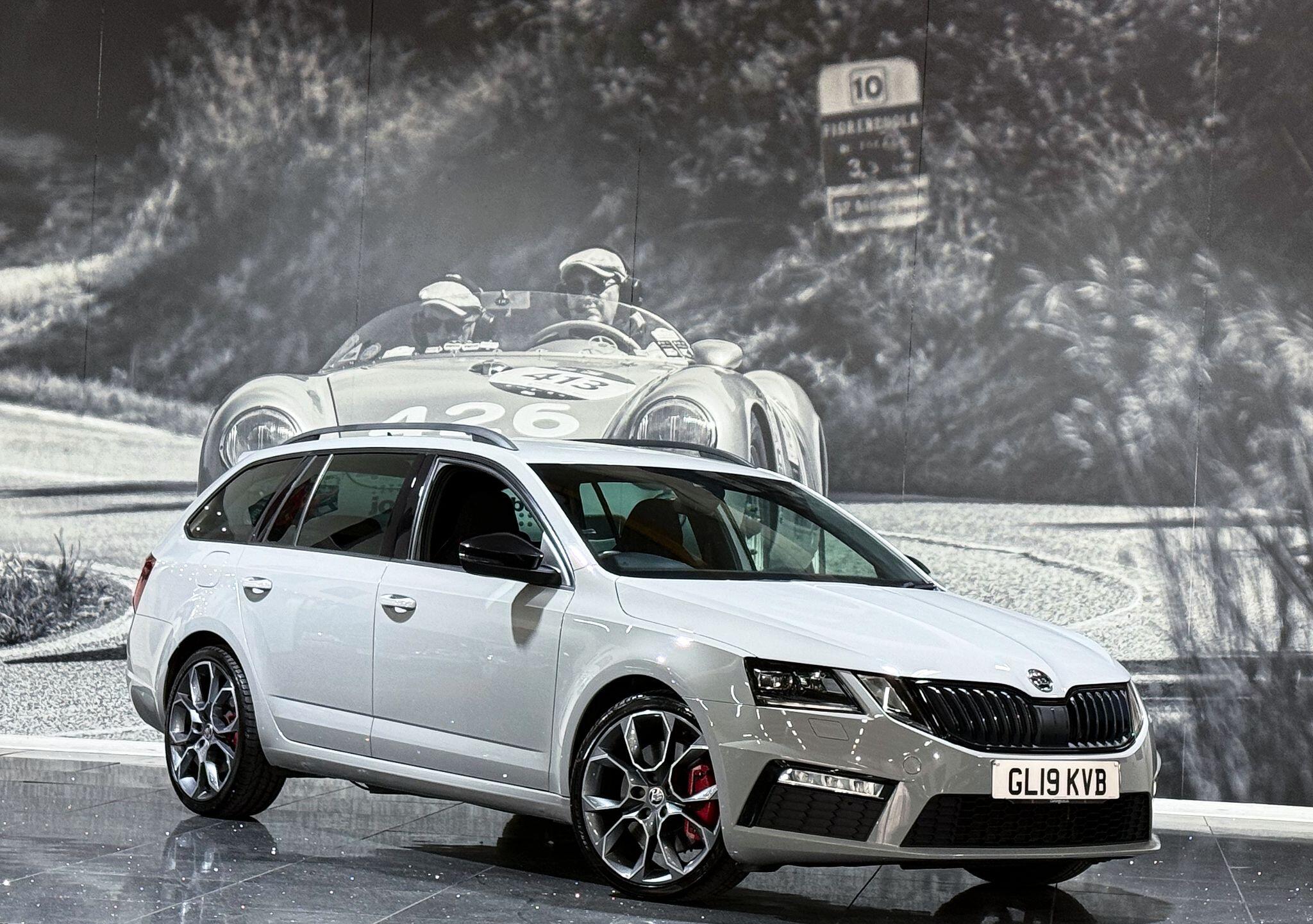 Skoda Octavia view 6