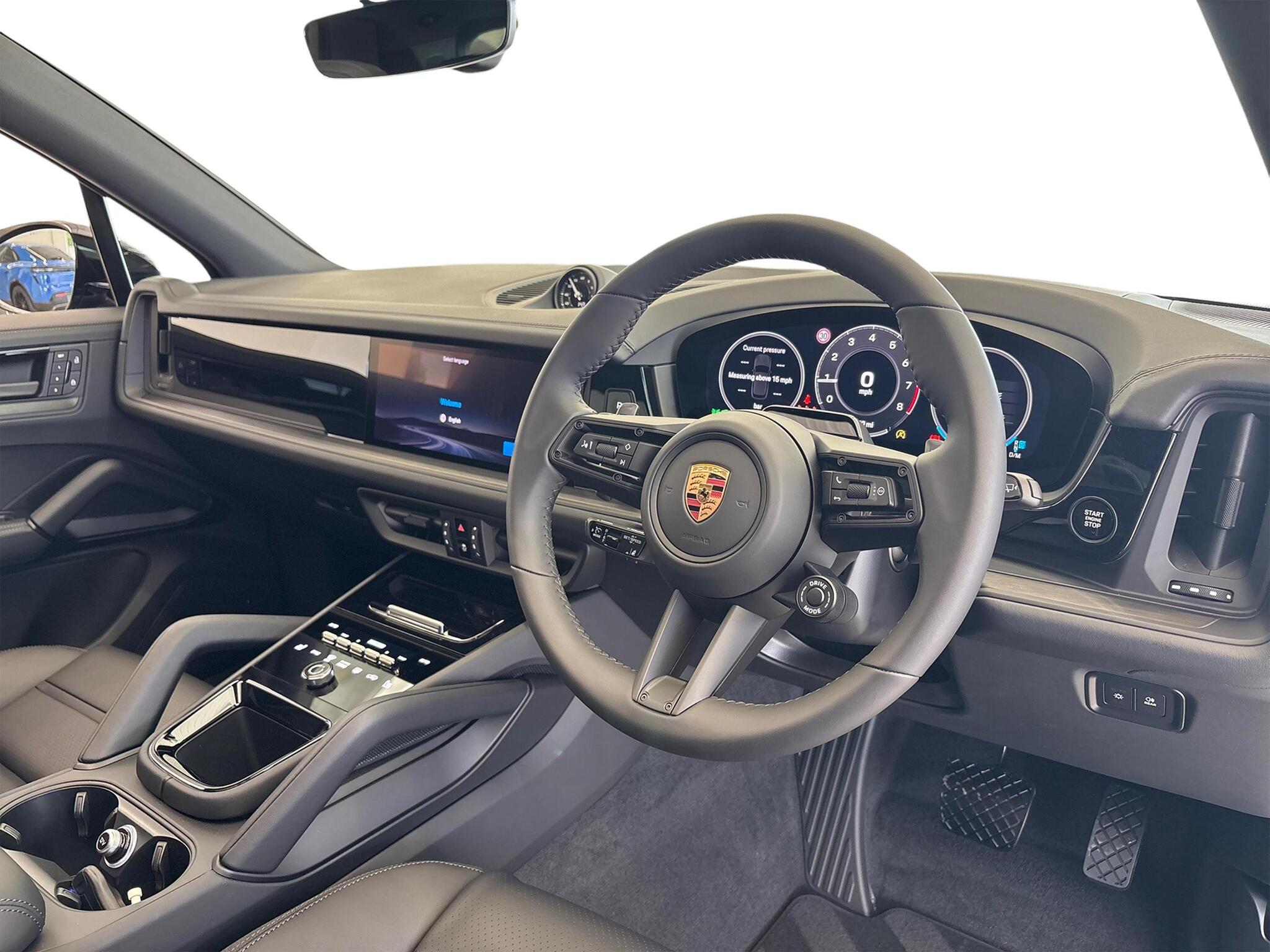Porsche Cayenne view 10