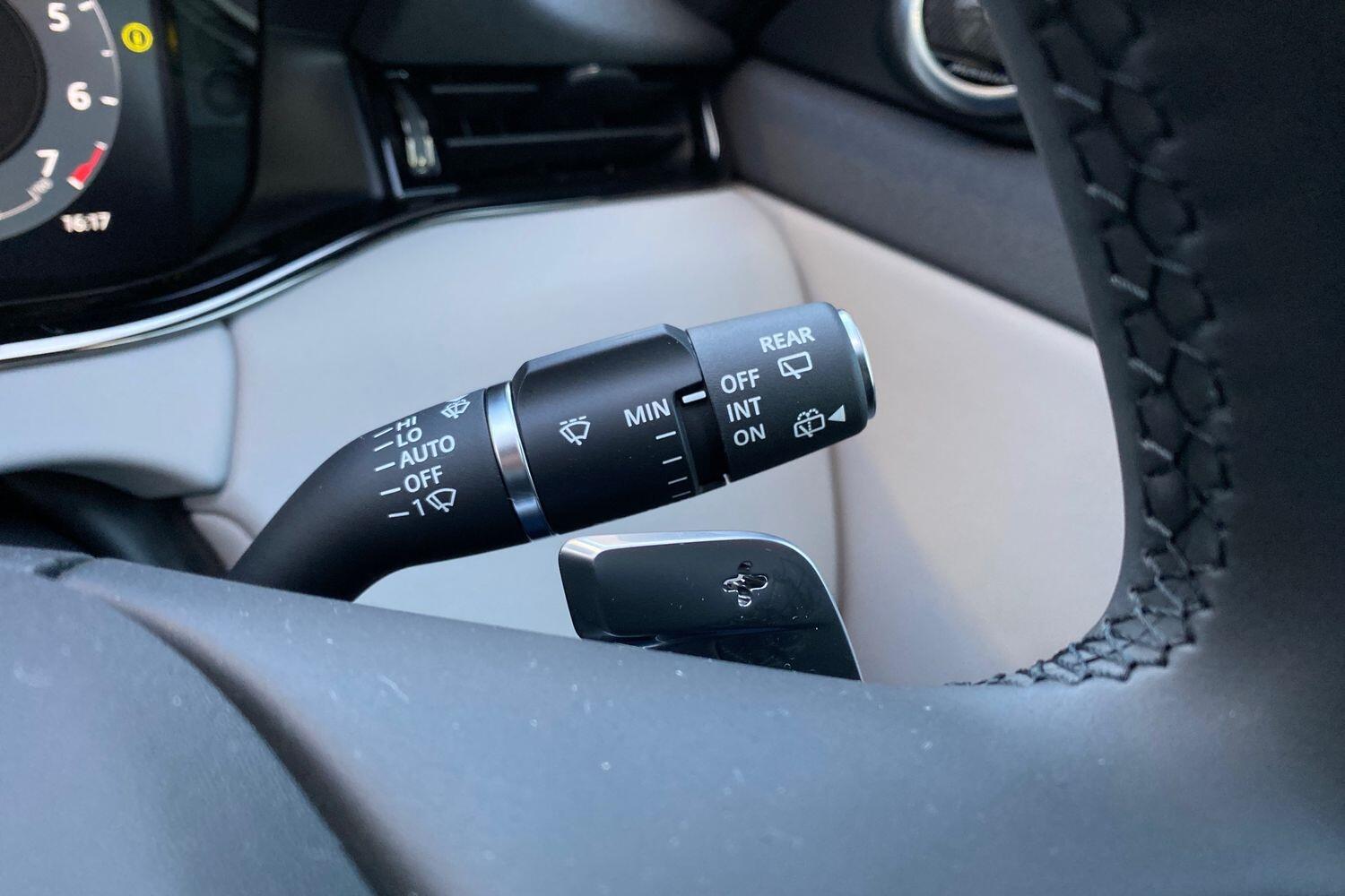 Land Rover Range Rover Evoque view 28