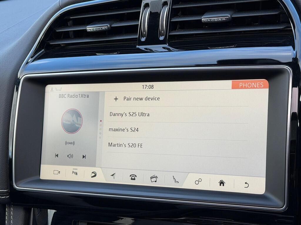 Jaguar F-Pace view 39