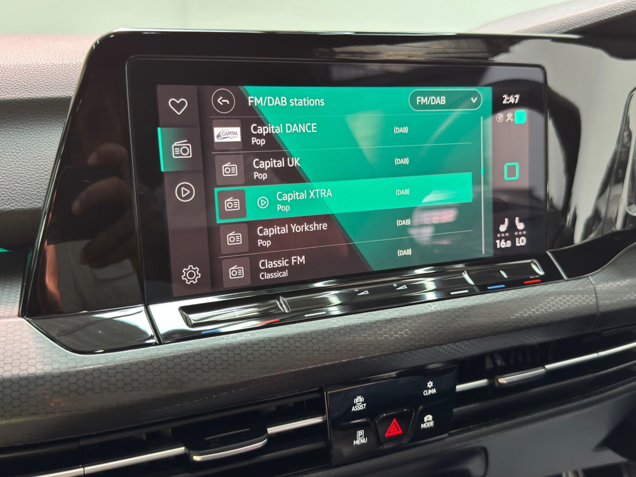 Volkswagen Golf view 28