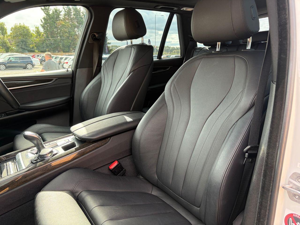 BMW X5 view 22