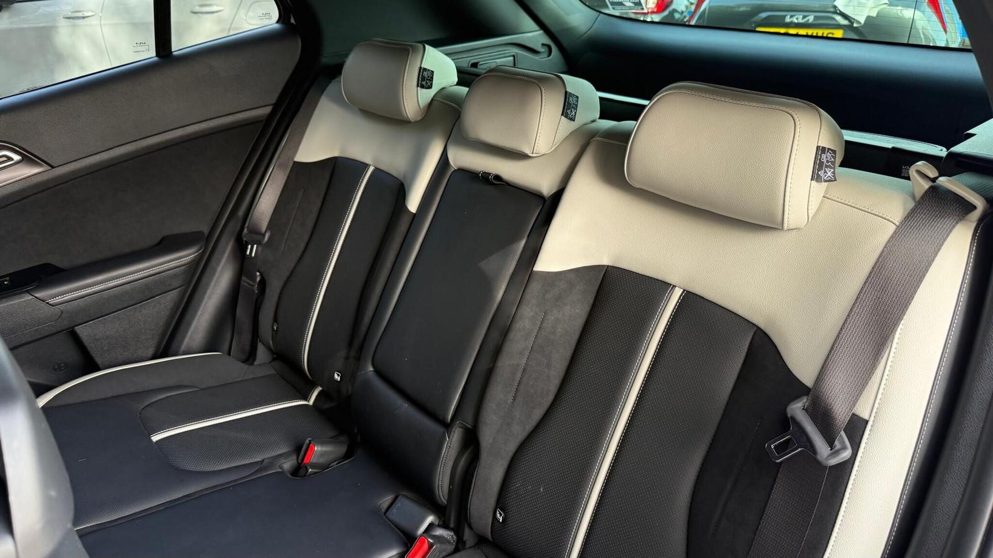 Kia Sportage view 29