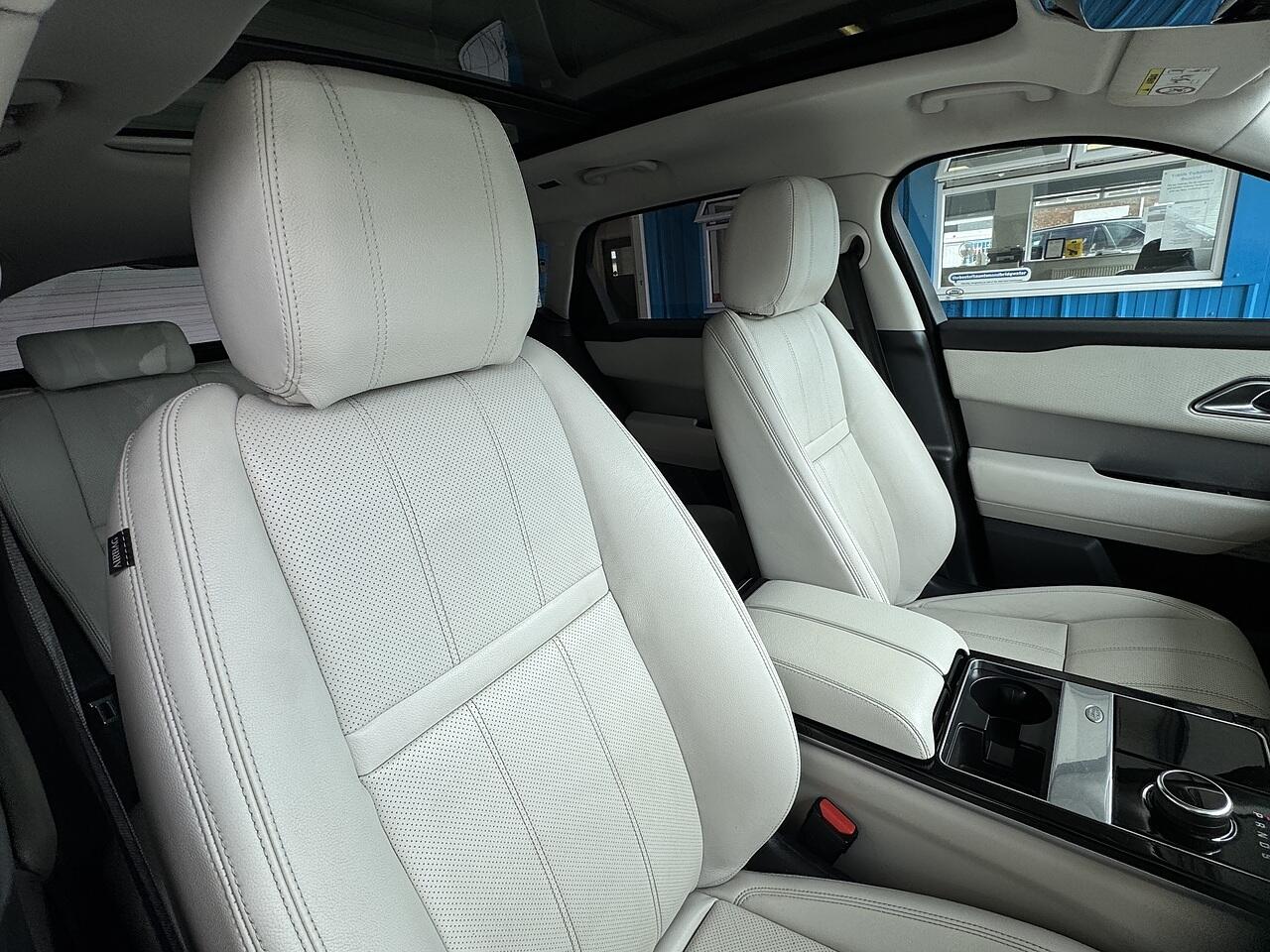 Land Rover Range Rover Velar view 12