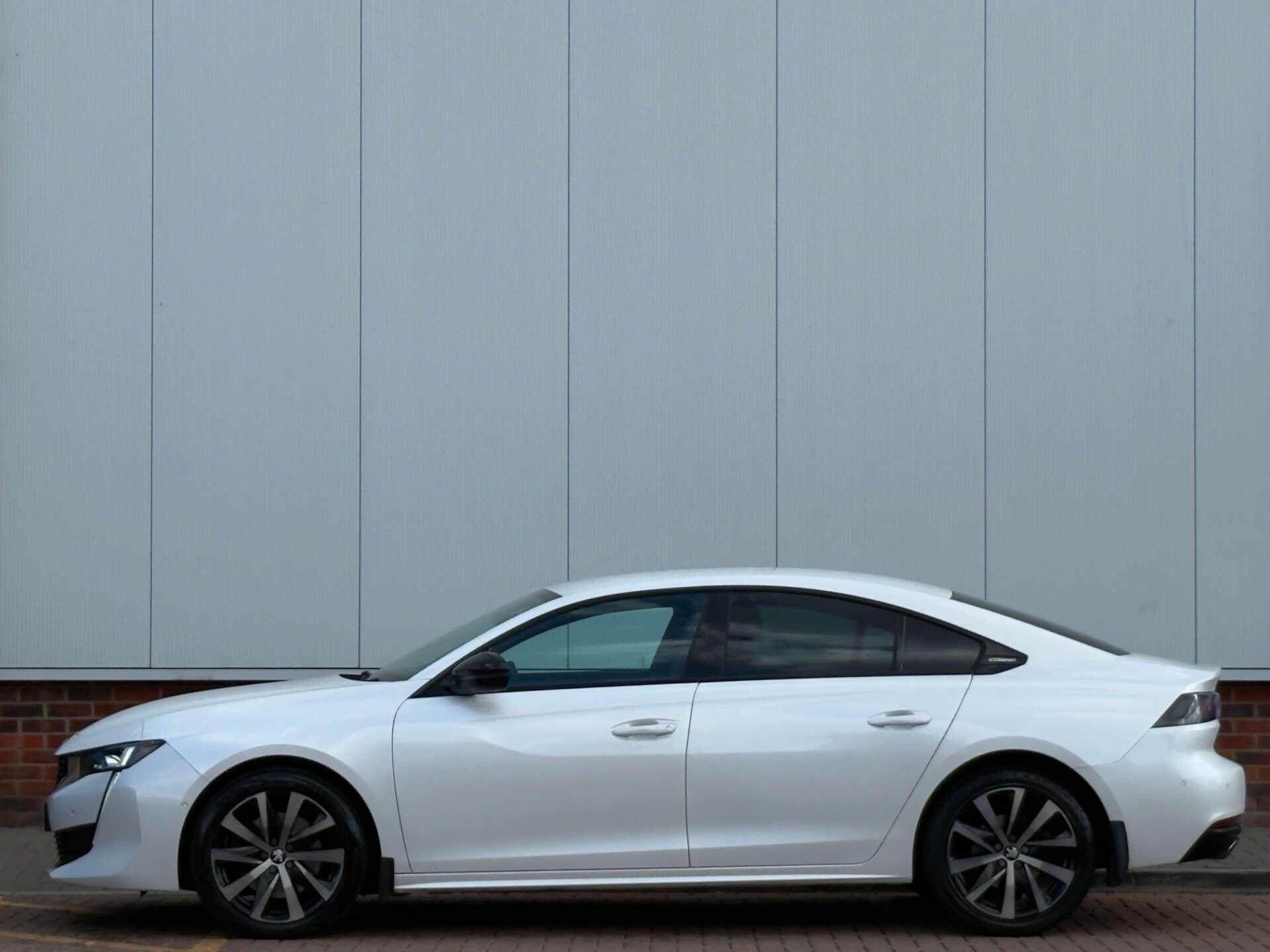 Peugeot 508 view 8