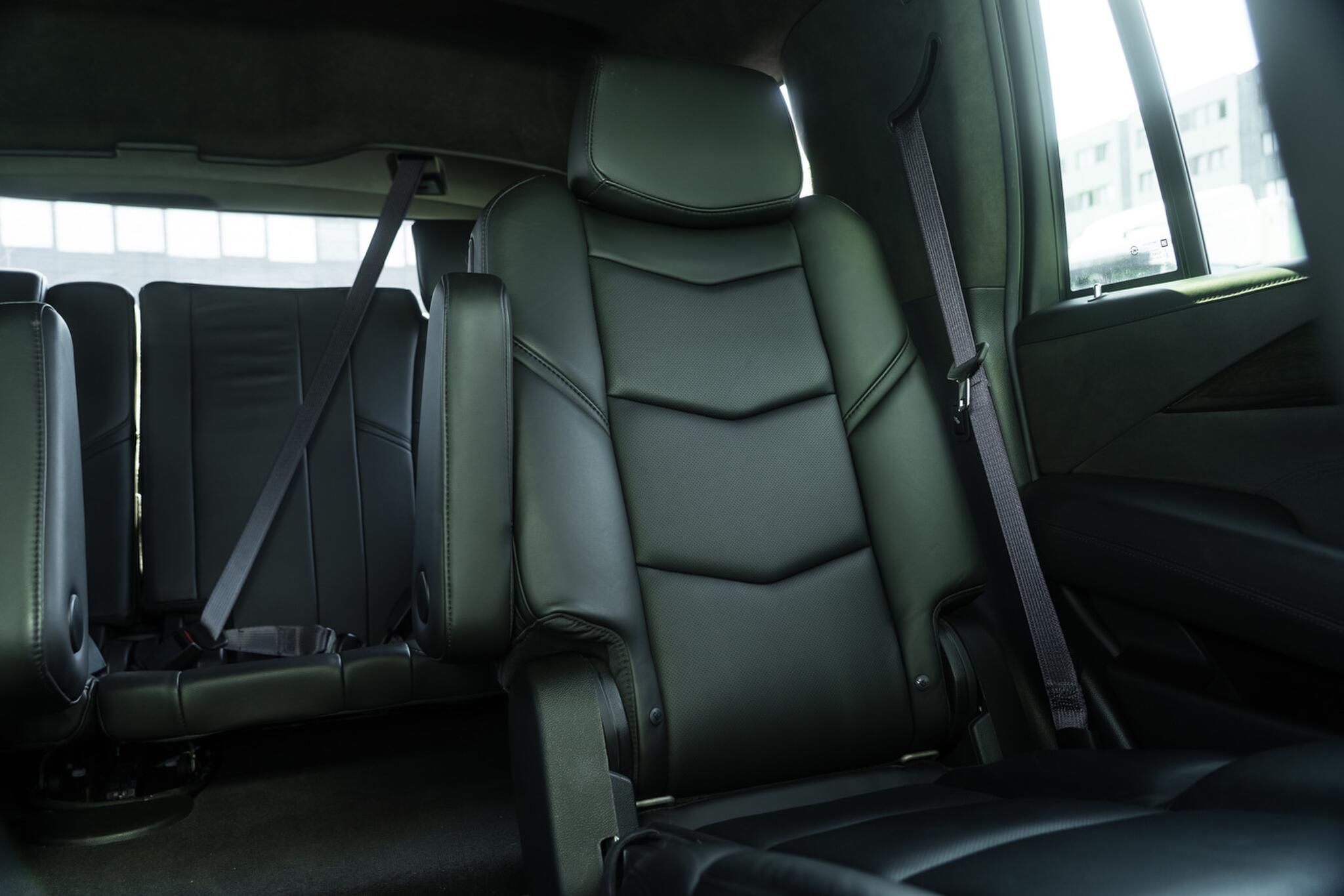 Cadillac Escalade view 48