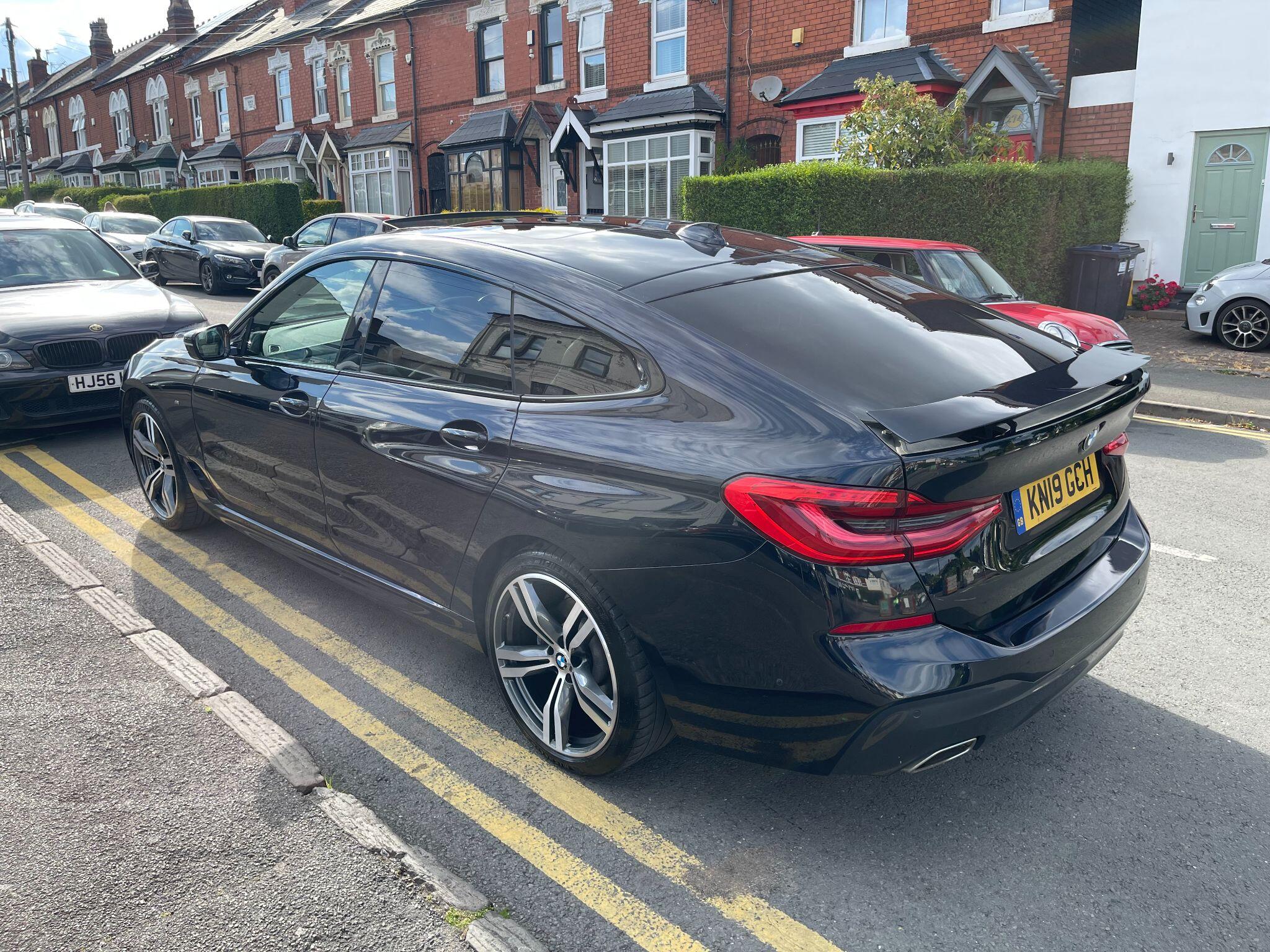 BMW 6 Series view 19