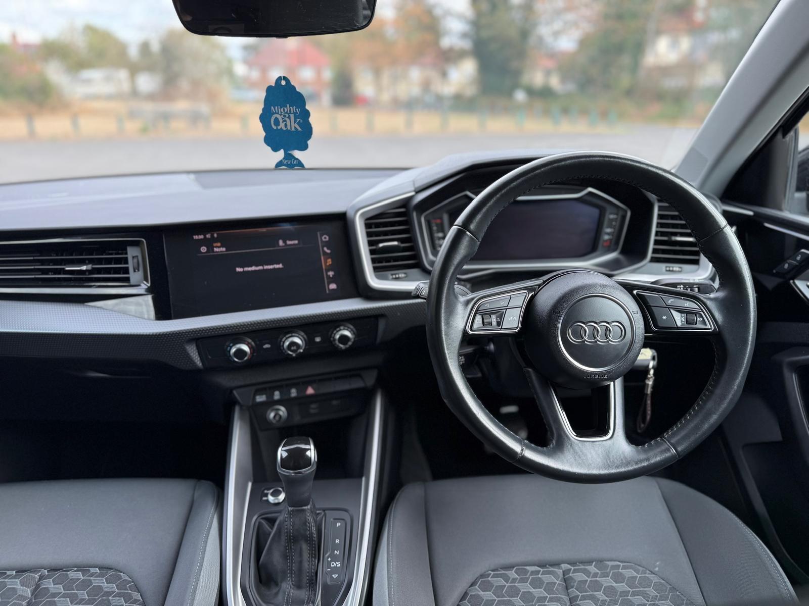 Audi A1 view 22