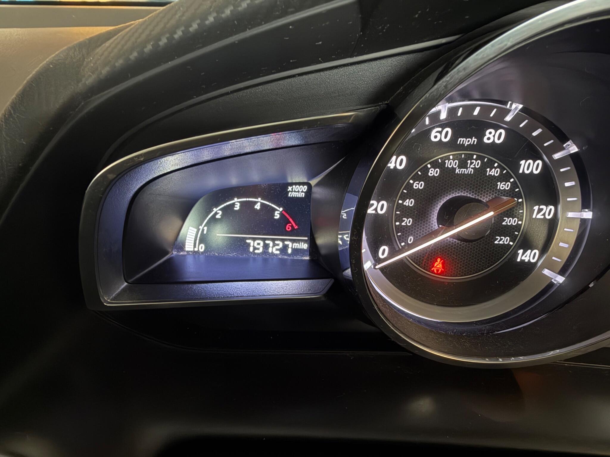 Mazda Mazda2 view 25