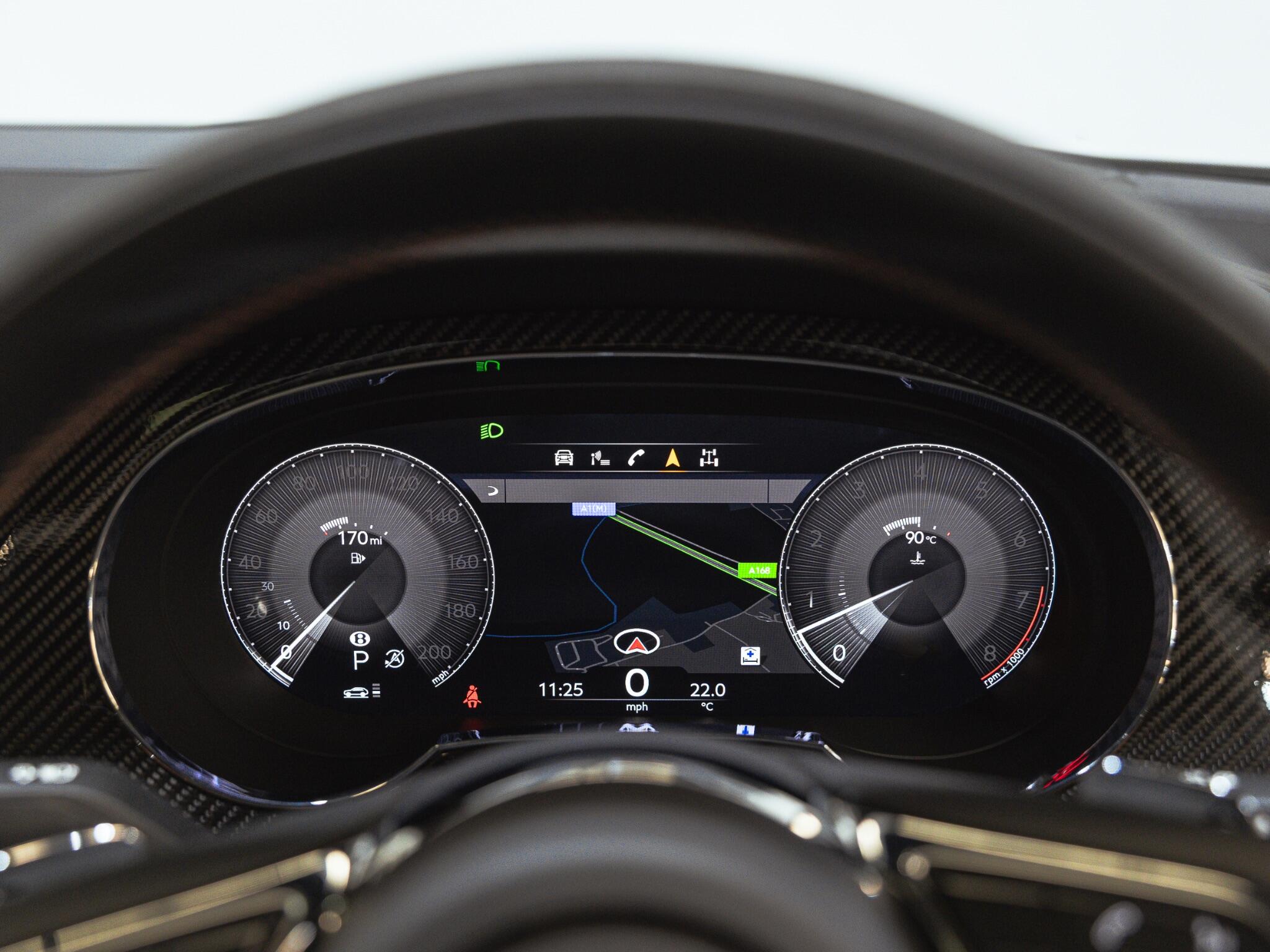 Bentley Bentayga view 8
