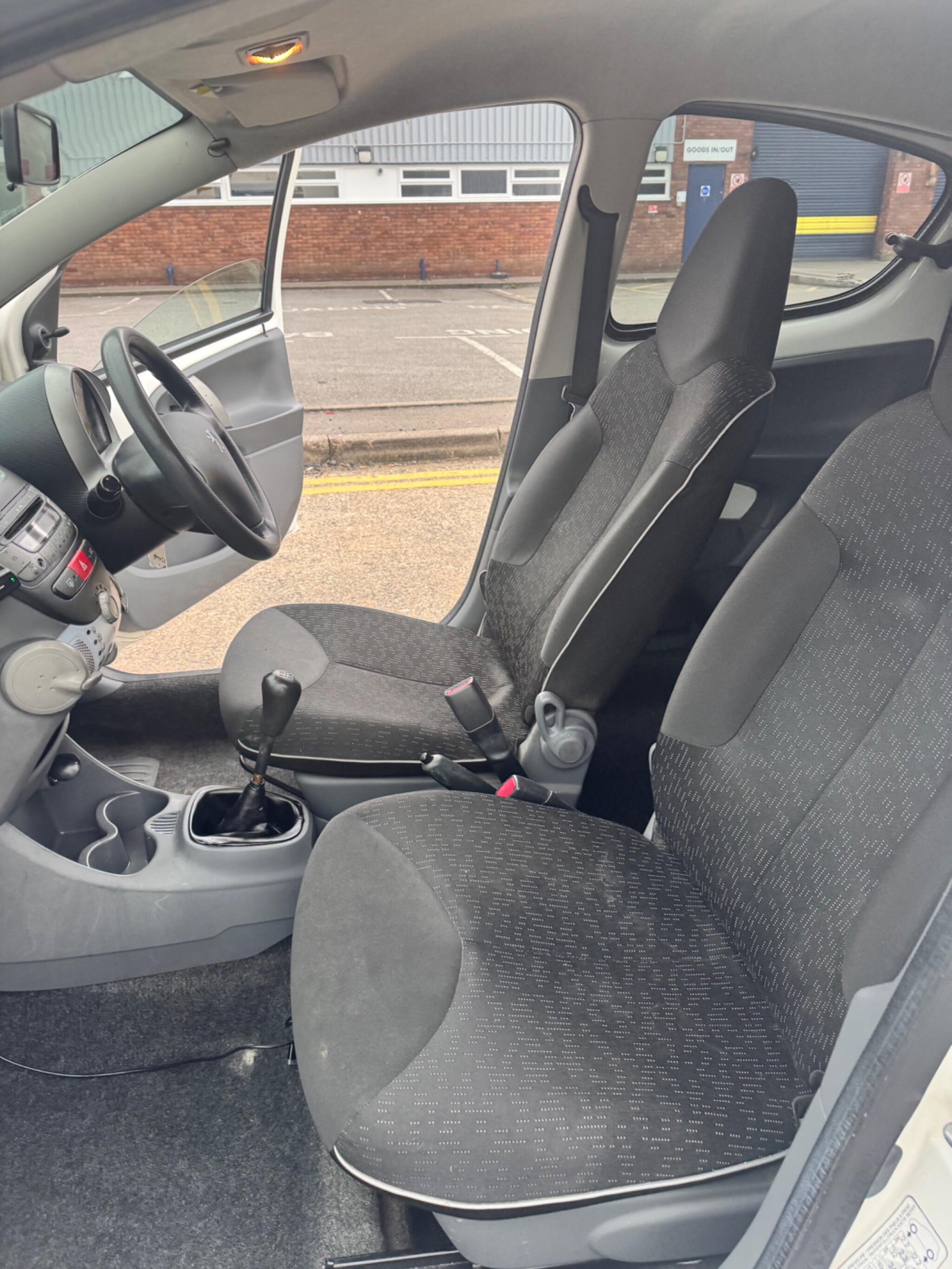 Peugeot 107 view 47