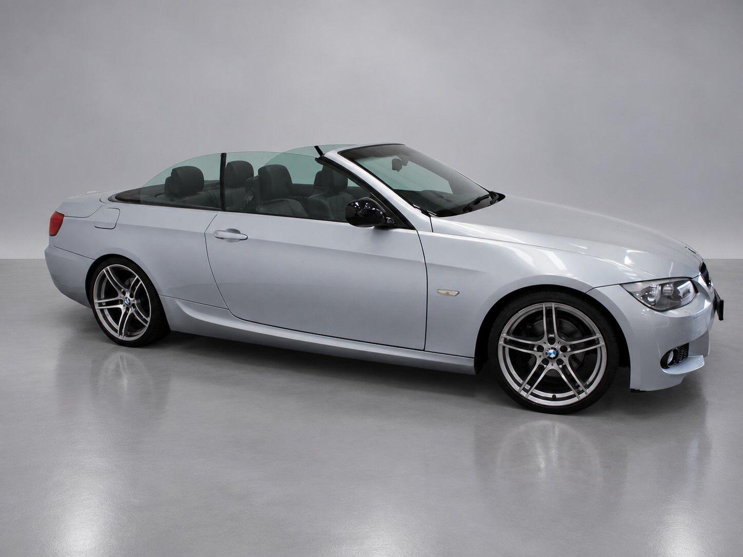 BMW 3 Series view 20