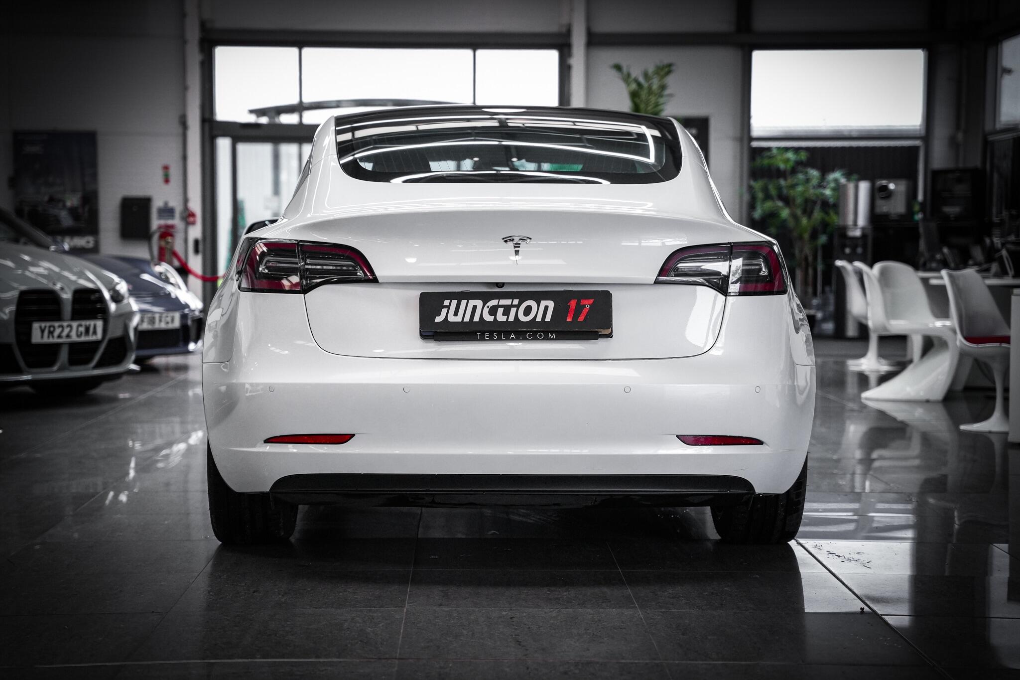 Tesla Model 3 view 15