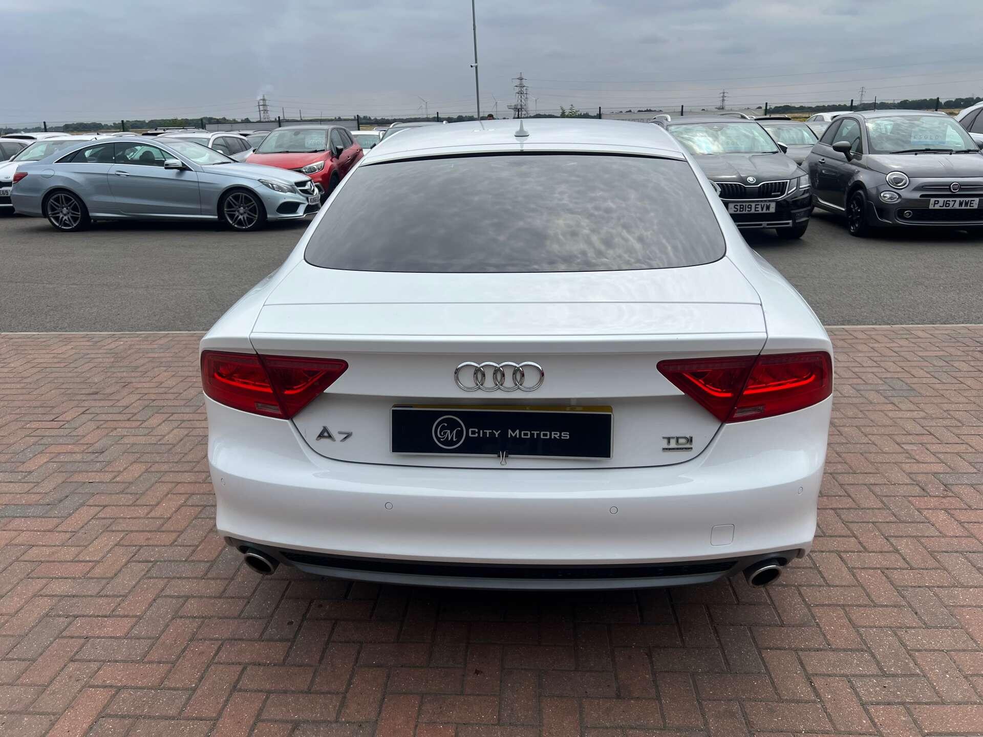 Audi A7 view 9