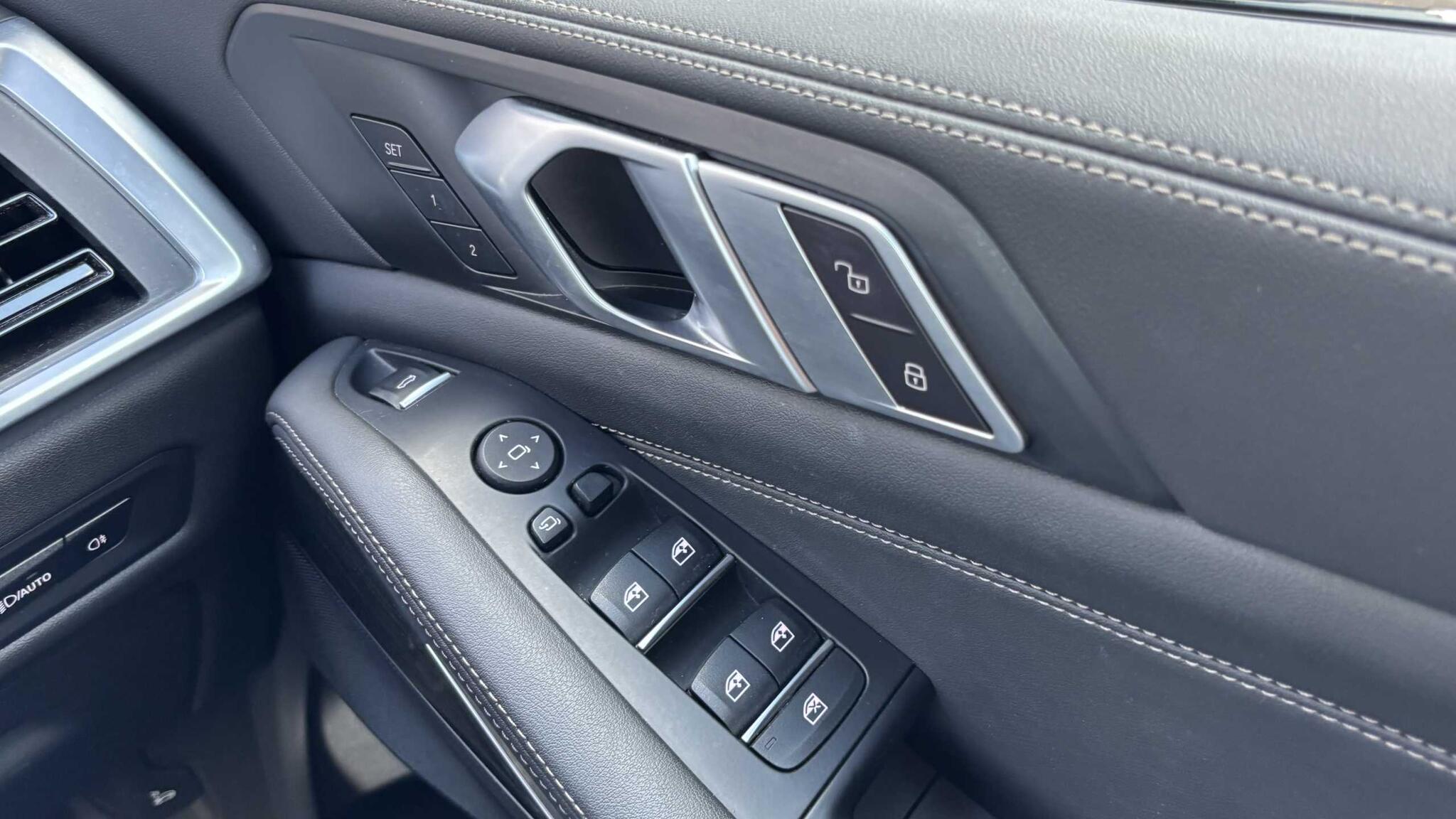 BMW X5 view 29