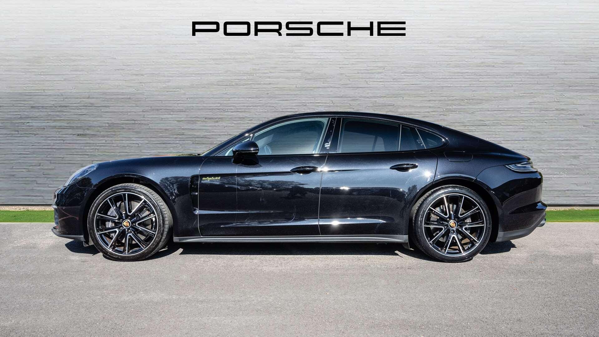 Porsche Panamera view 7