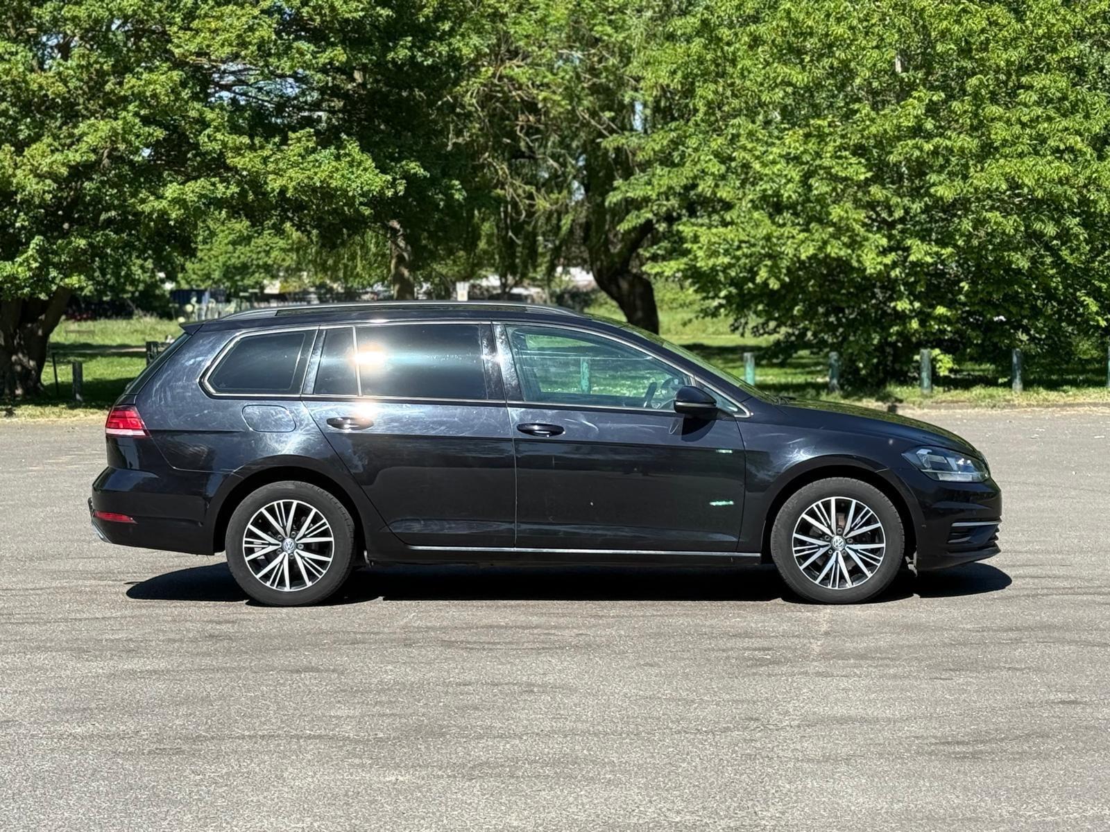 Volkswagen Golf view 7