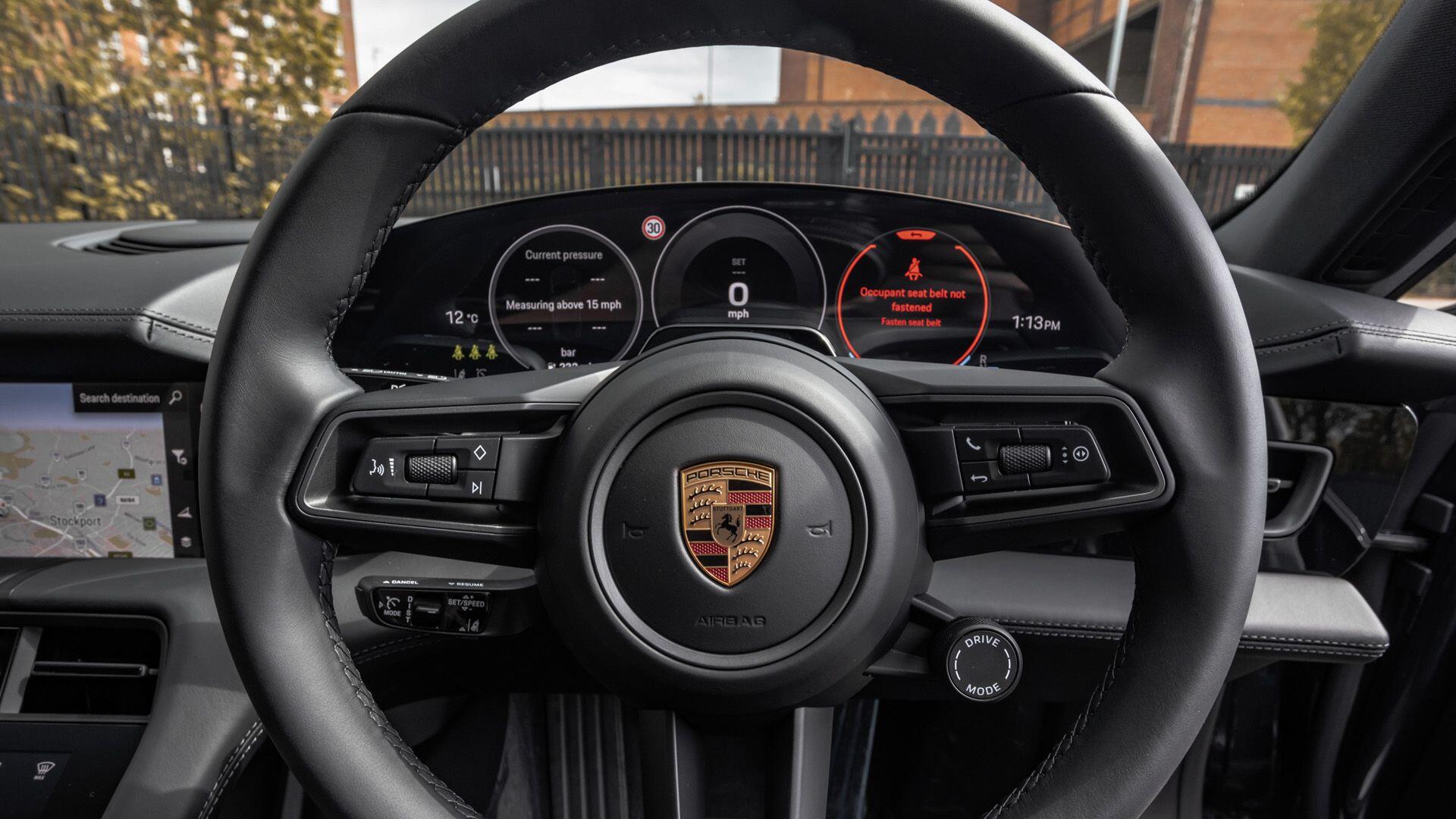 Porsche Taycan view 28