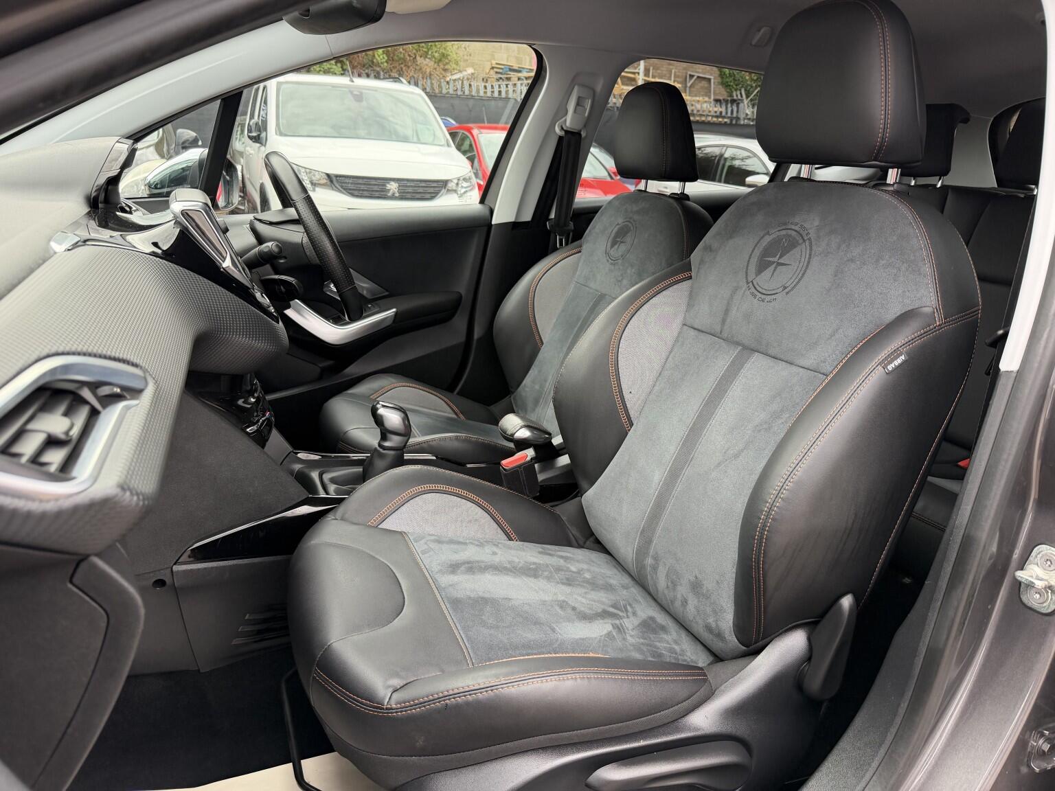 Peugeot 2008 view 13
