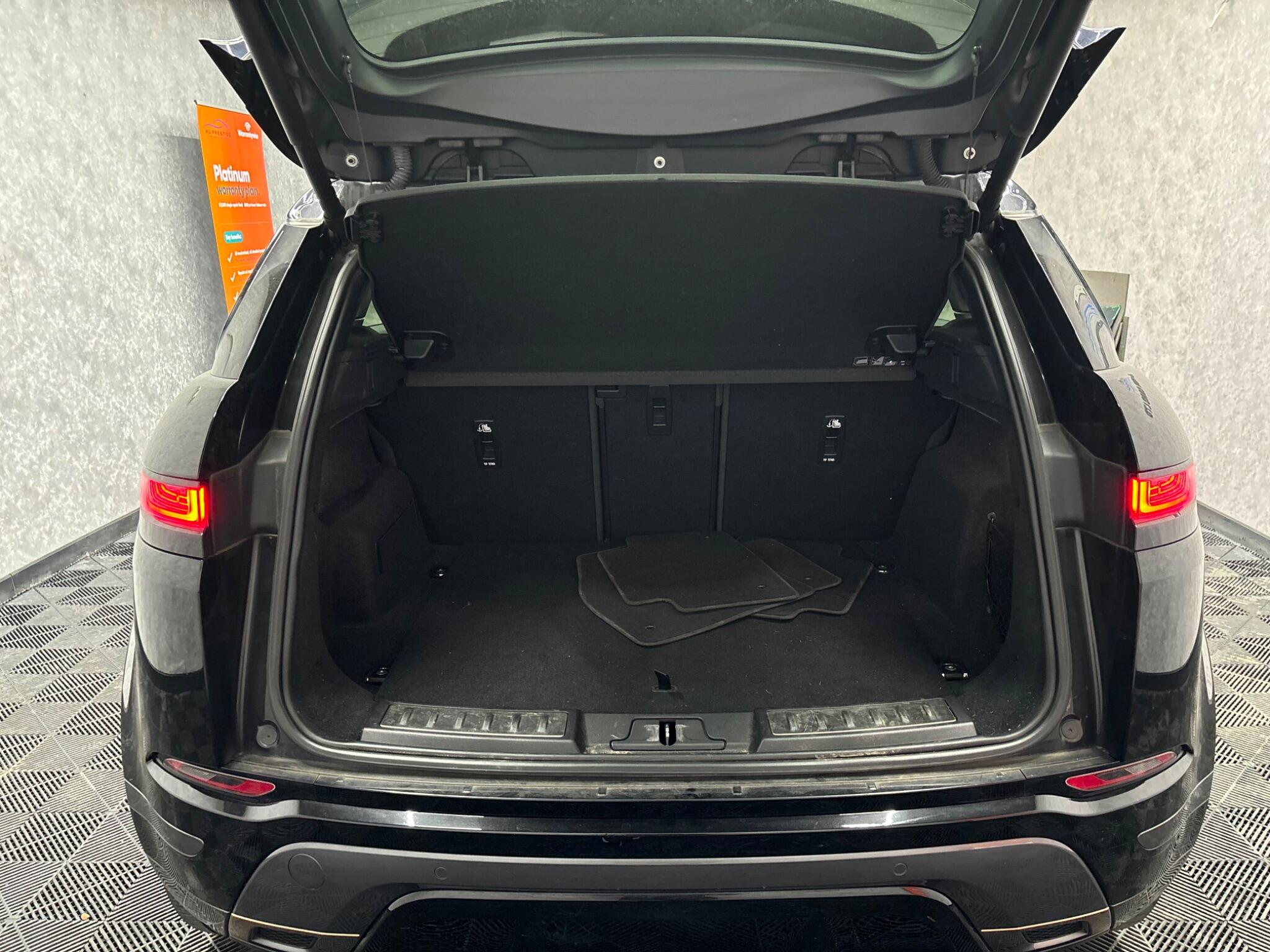 Land Rover Range Rover Evoque view 30