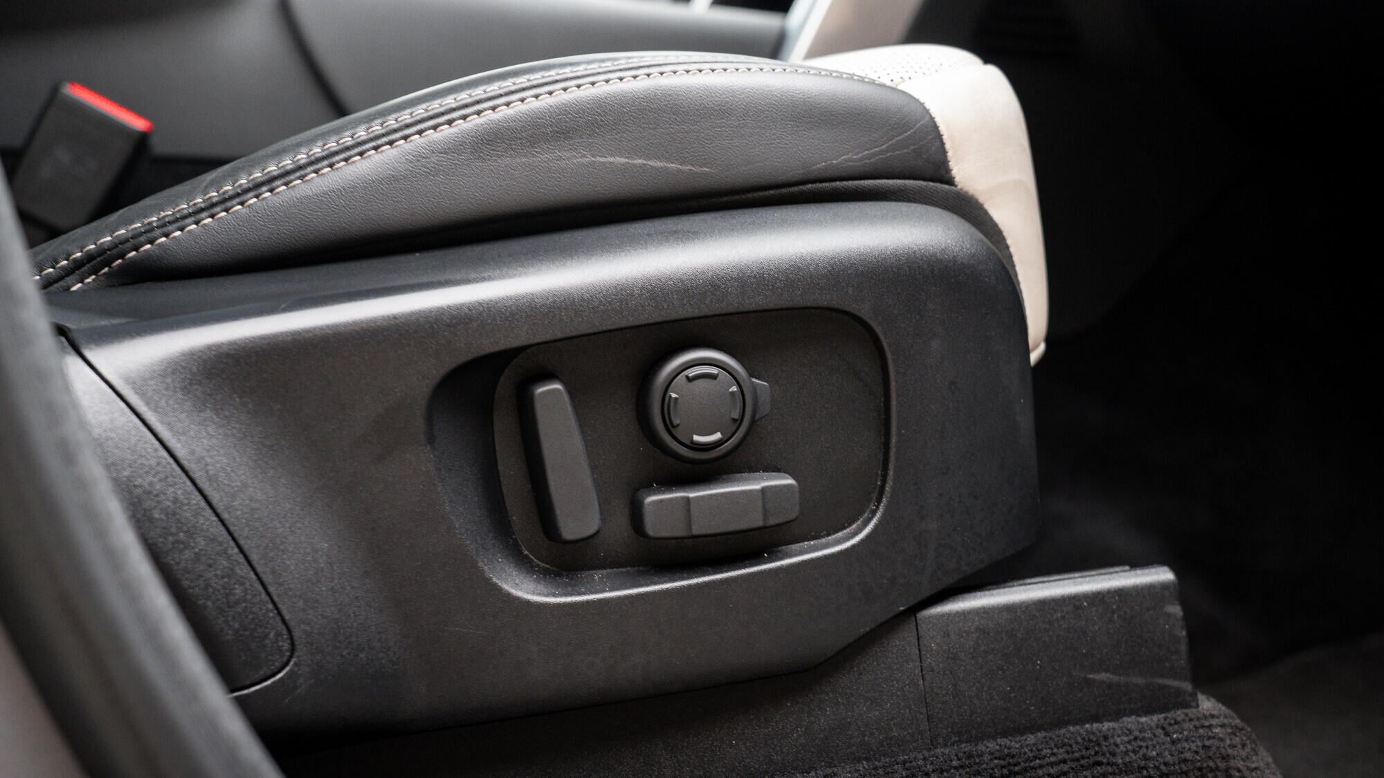 Land Rover Discovery 3 view 41