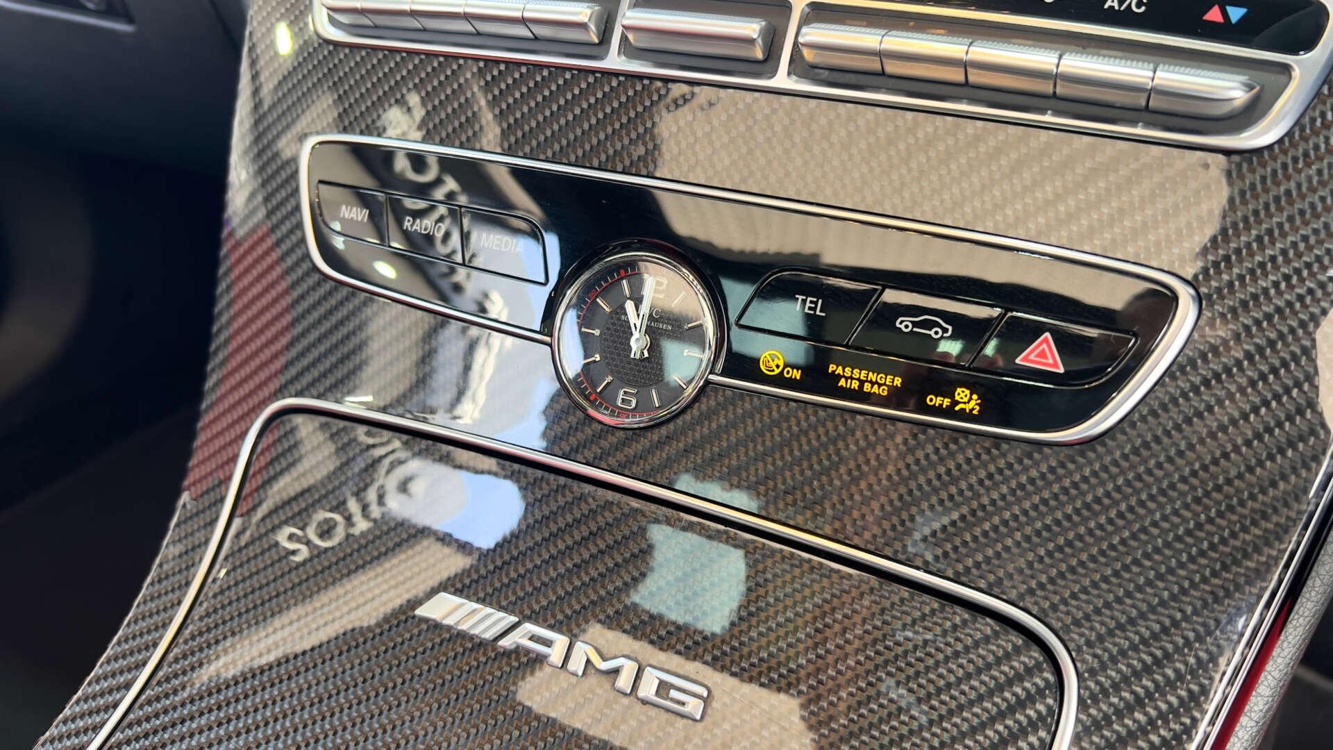 Mercedes-Benz C-Class view 24