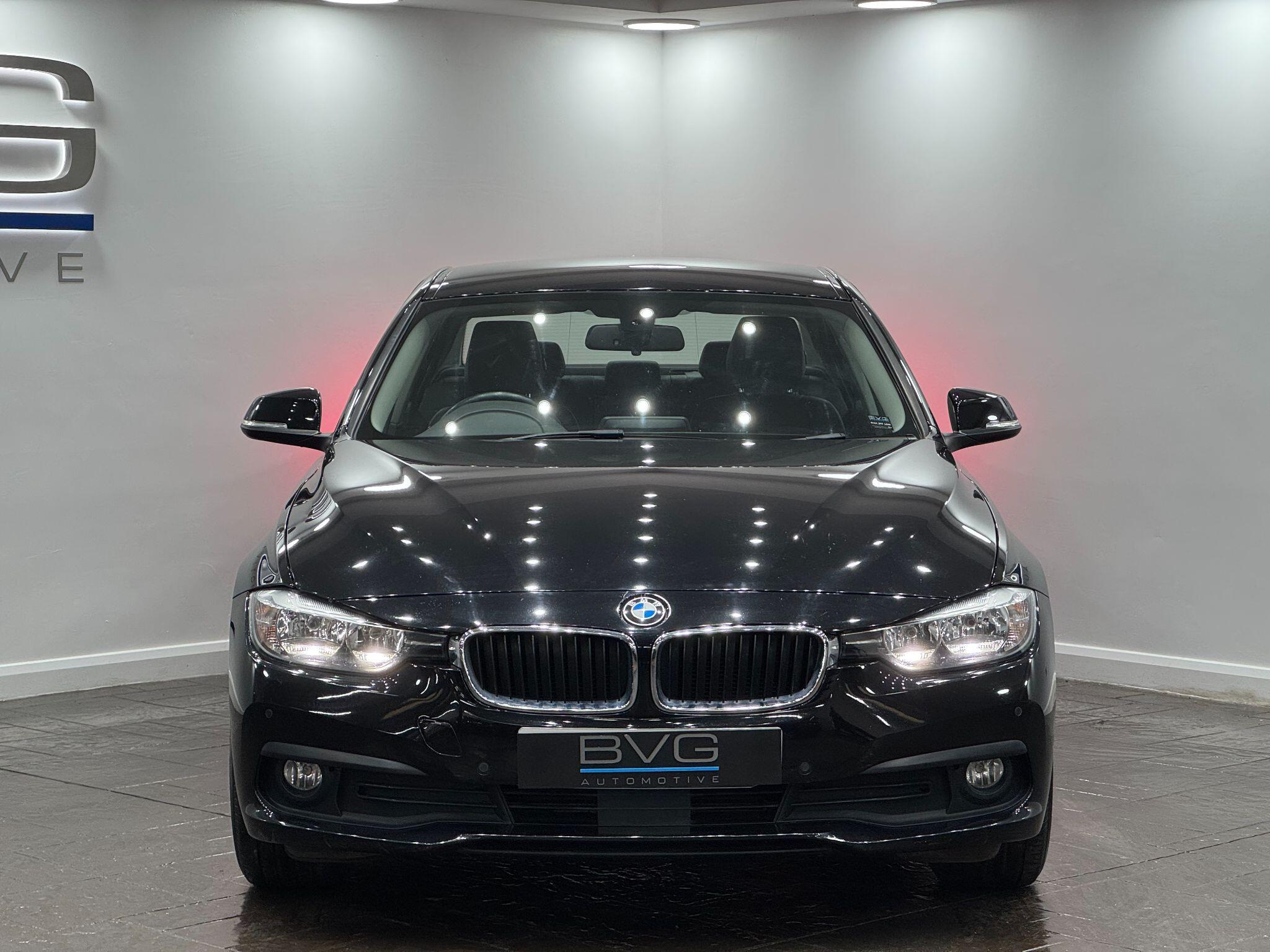 BMW 3 Series view 4