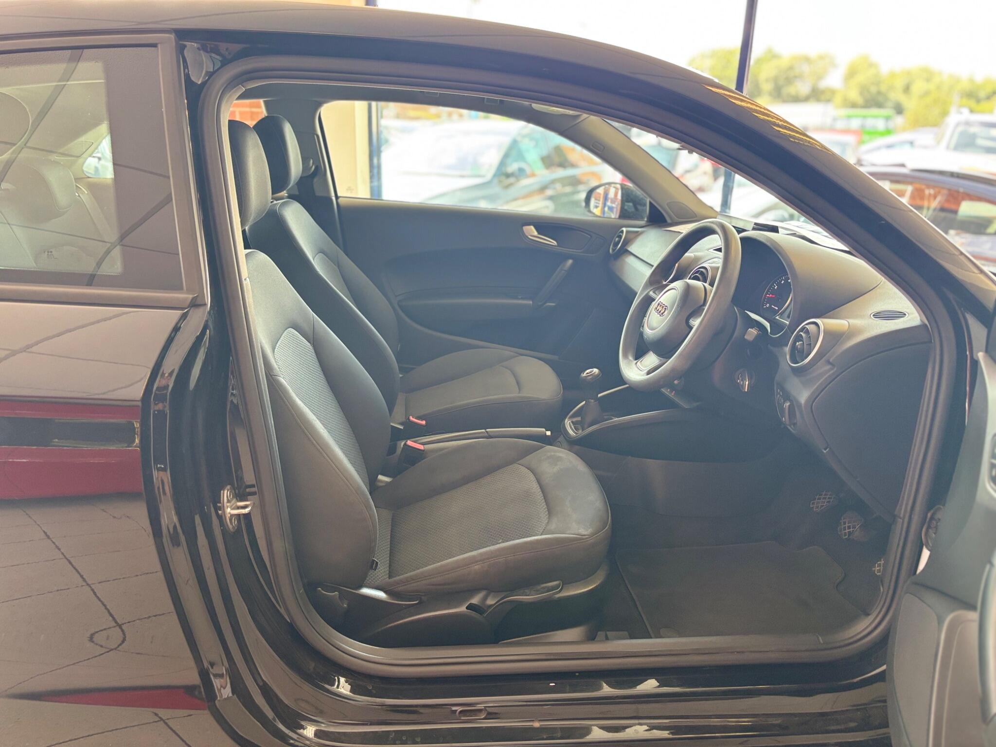 Audi A1 view 13